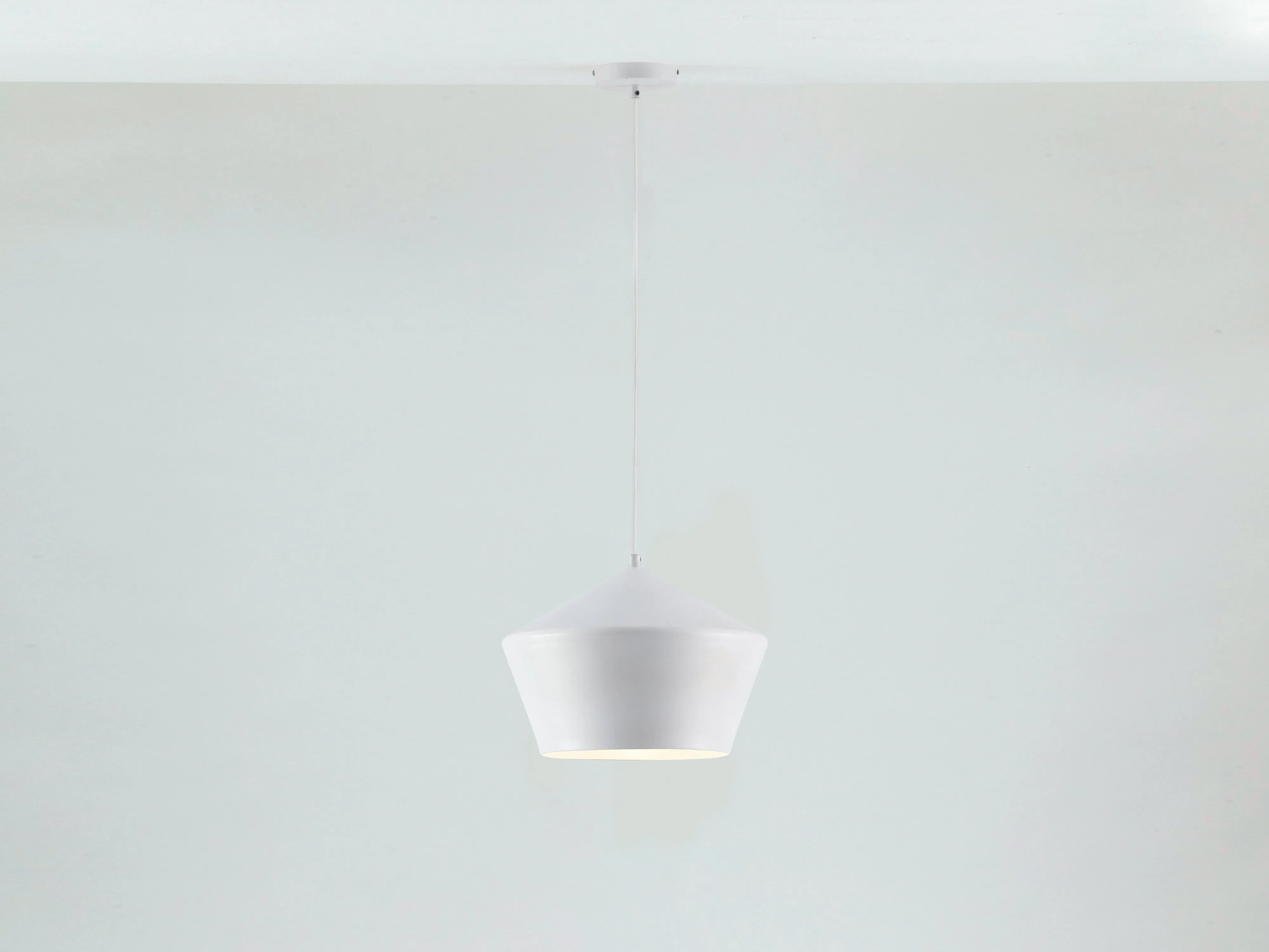Metal Diner Pendant Light - White