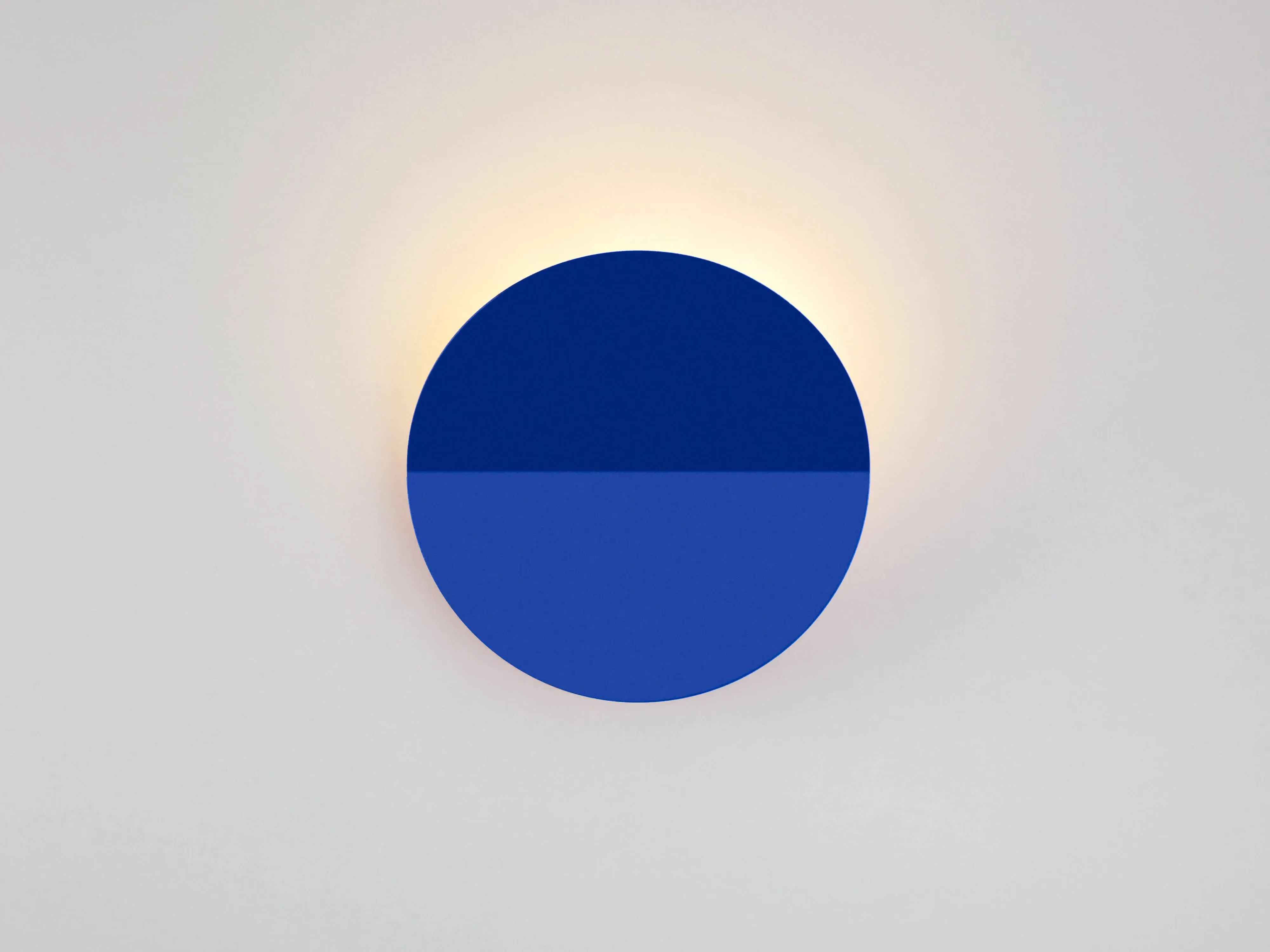 Oval Diffuser Wall Light - Blue