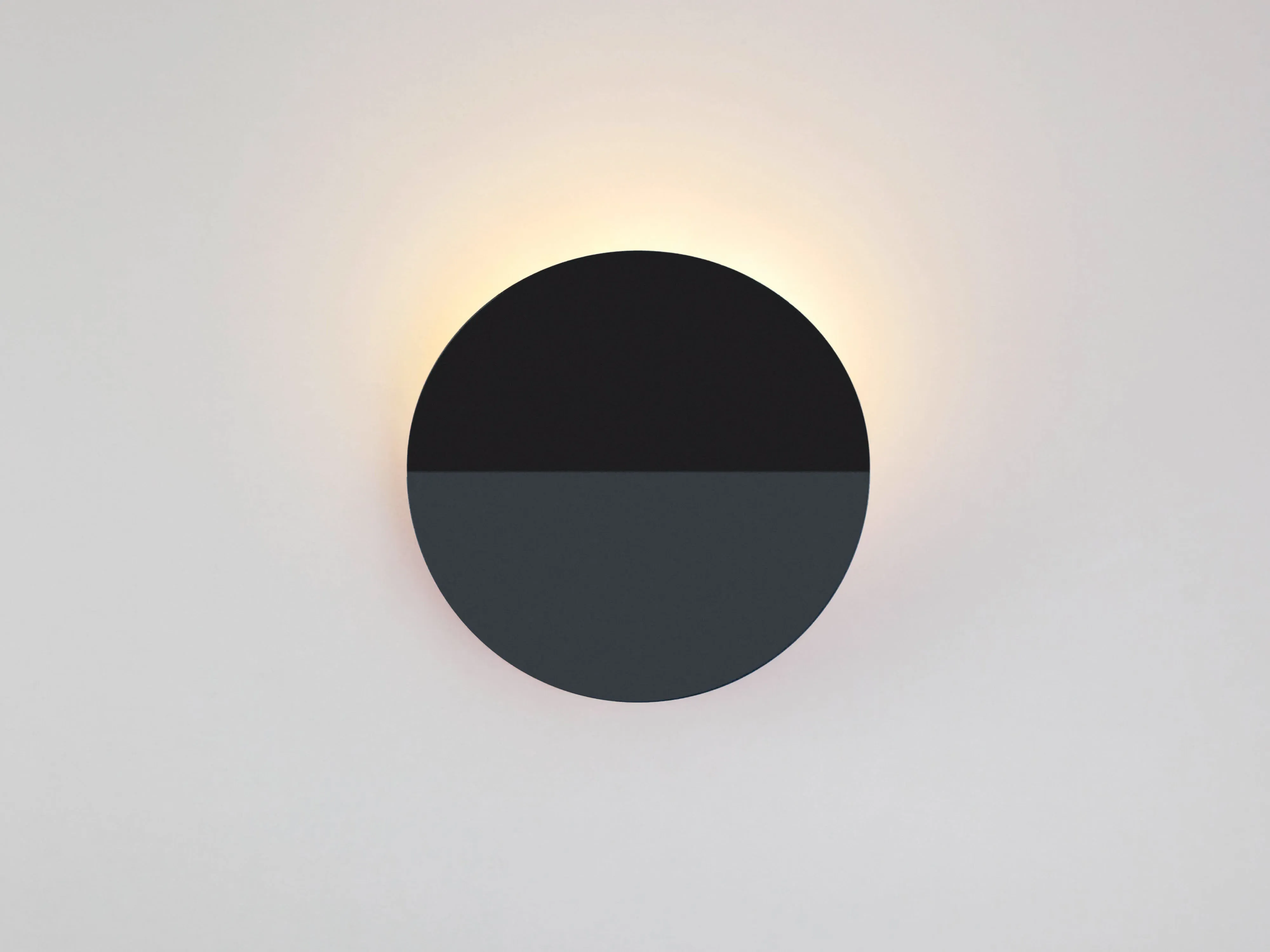 Oval Diffuser Wall Light - Charcoal Grey