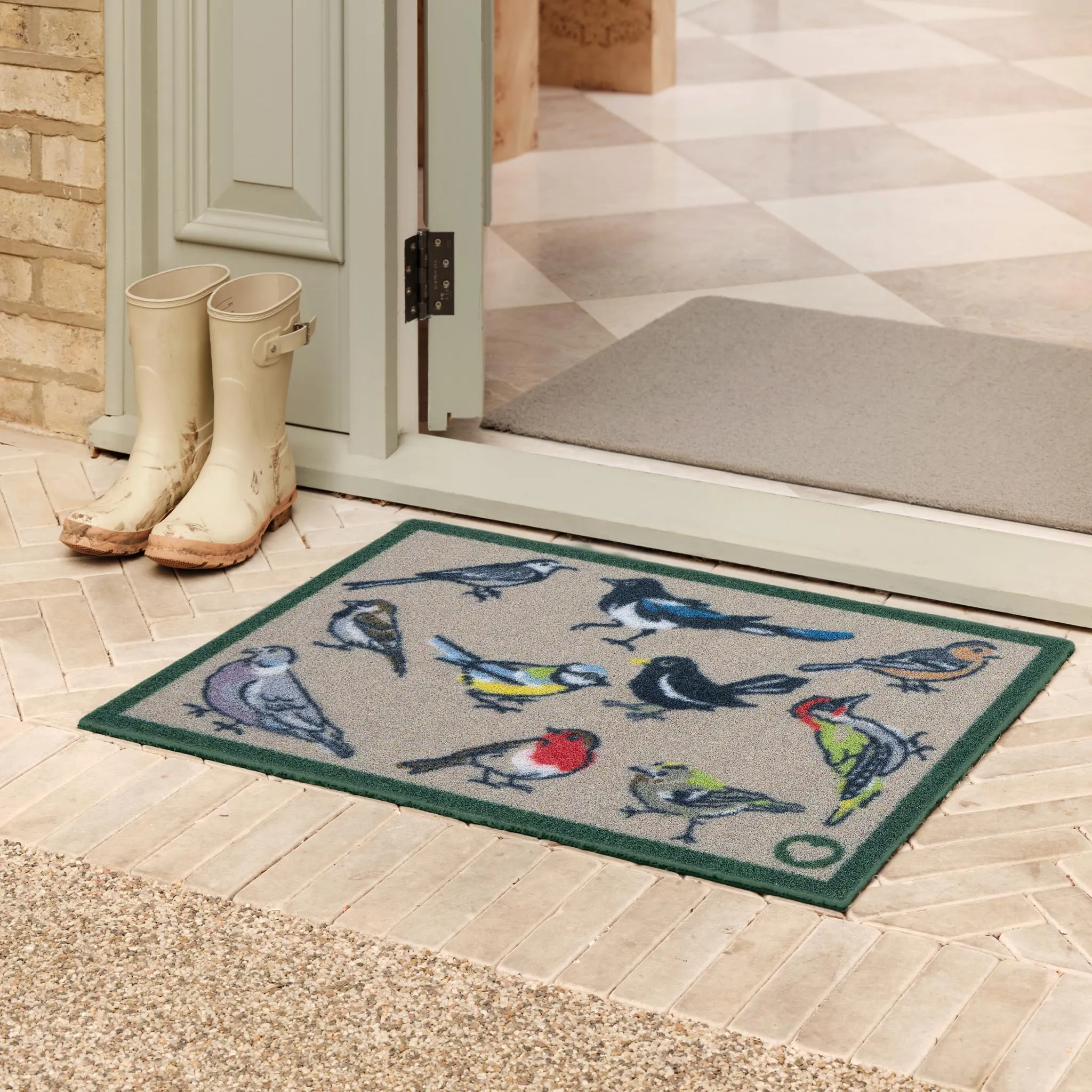 Hug Rug Bird Watcher Outdoor Doormat - ECONYL® Nylon product