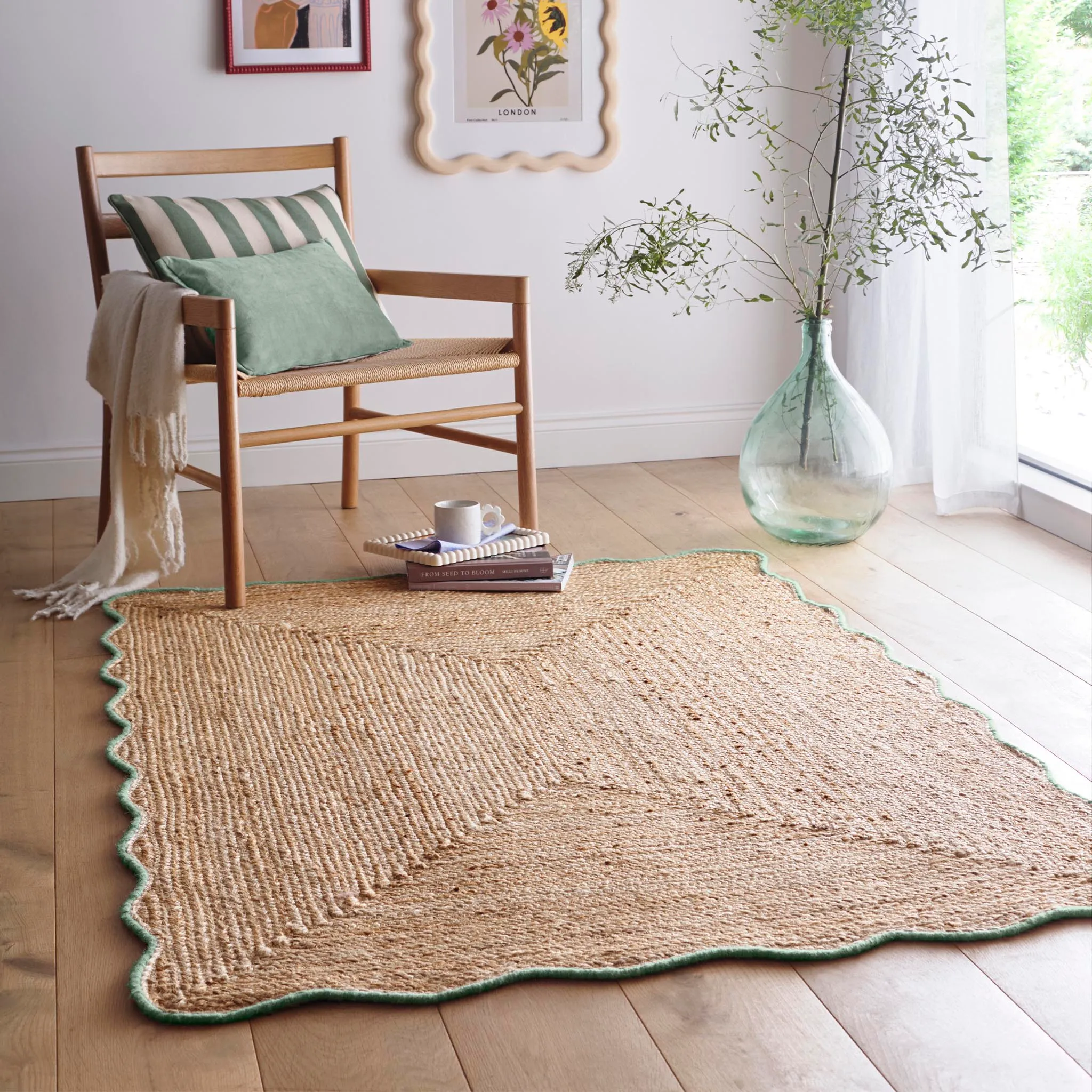 Jute Scalloped Edge Rug - Green, Jute product