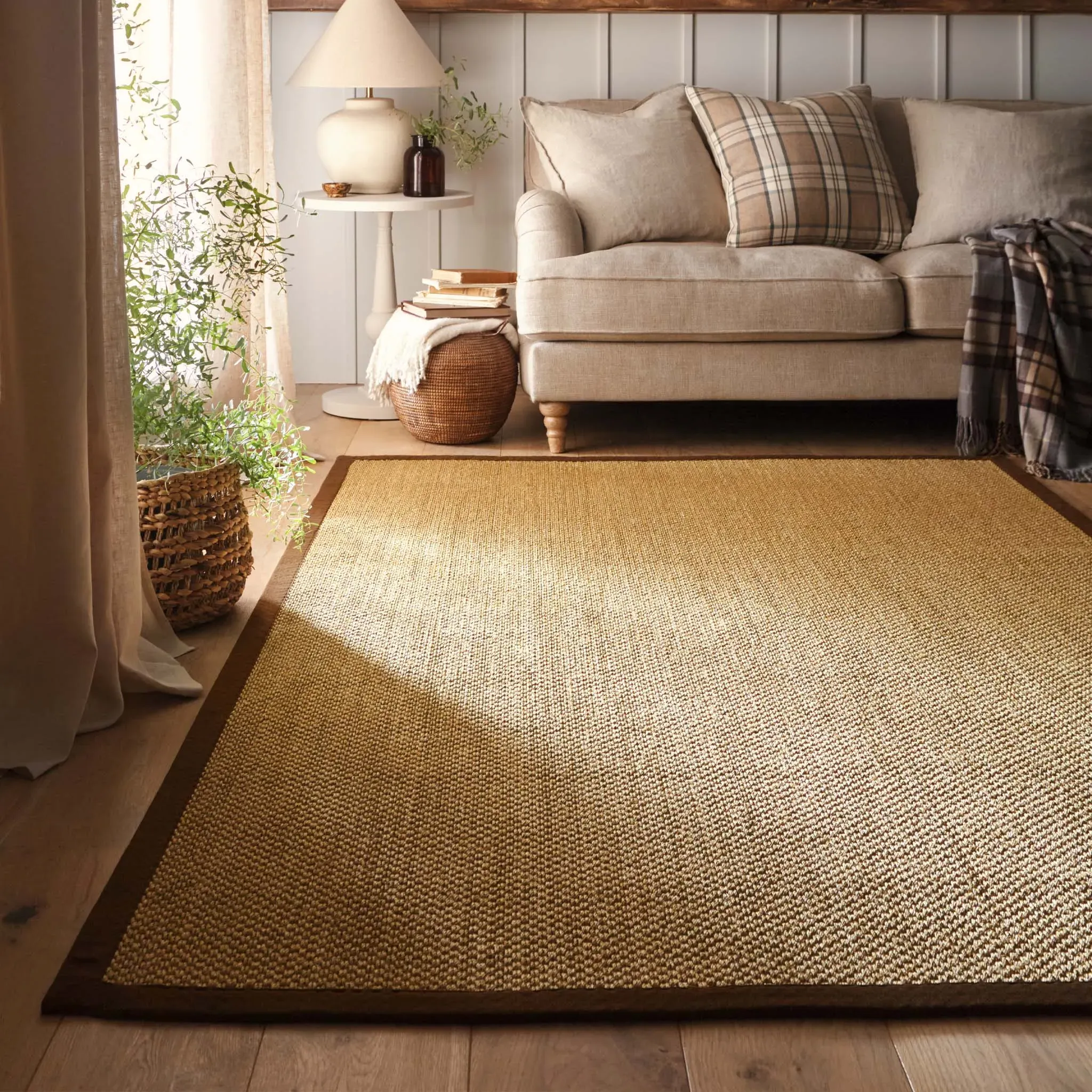 Origin Sisal Rug with Dark Brown Border - Natural product