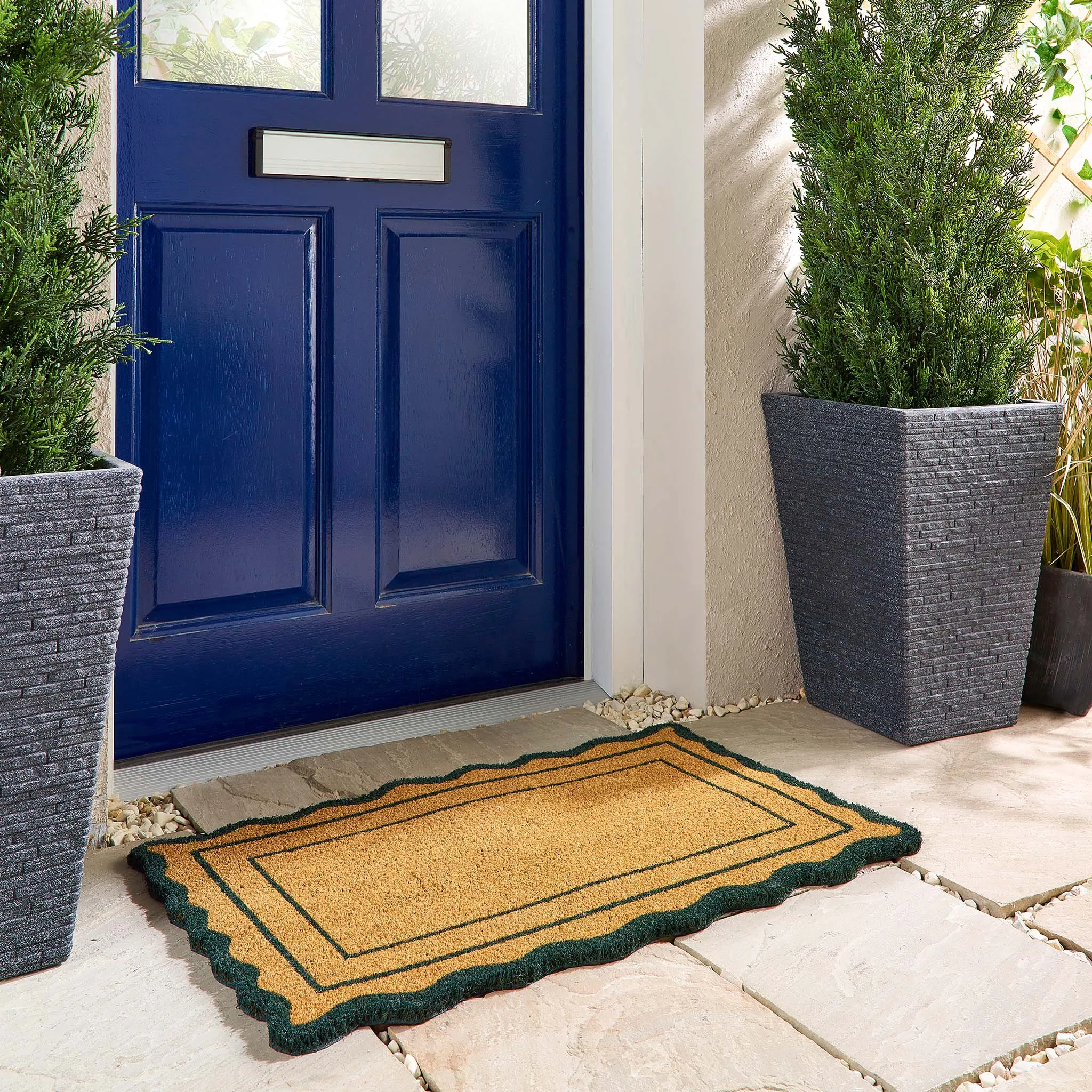 Scallop Border Coir Doormat - Green product