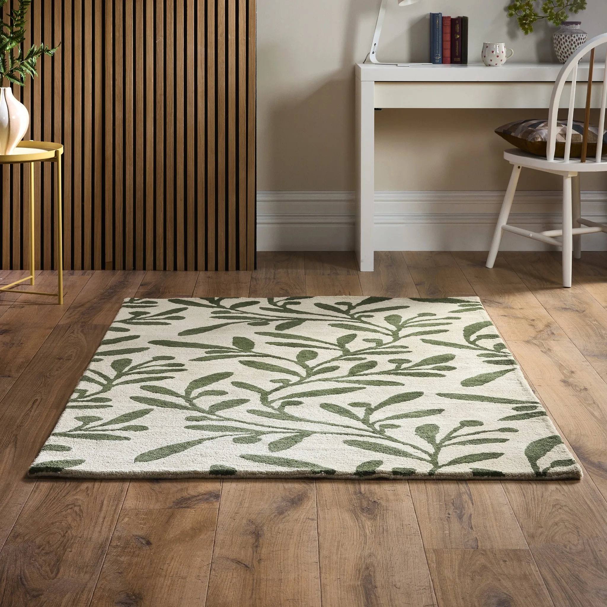 Trailing Leaf Rug - Green, Wool product