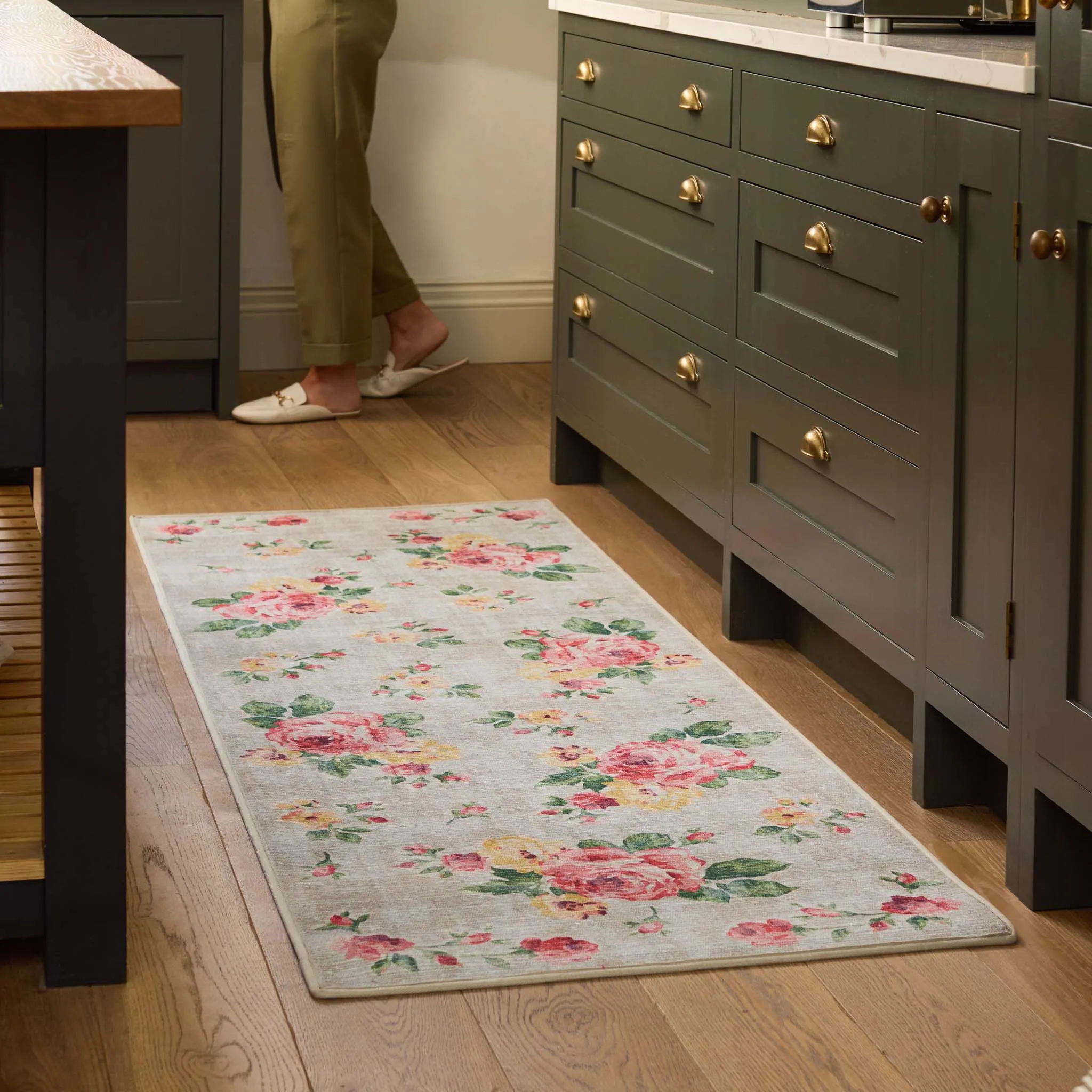 Vintage Rose Washable Runner - Beige, Recycled Polyester product