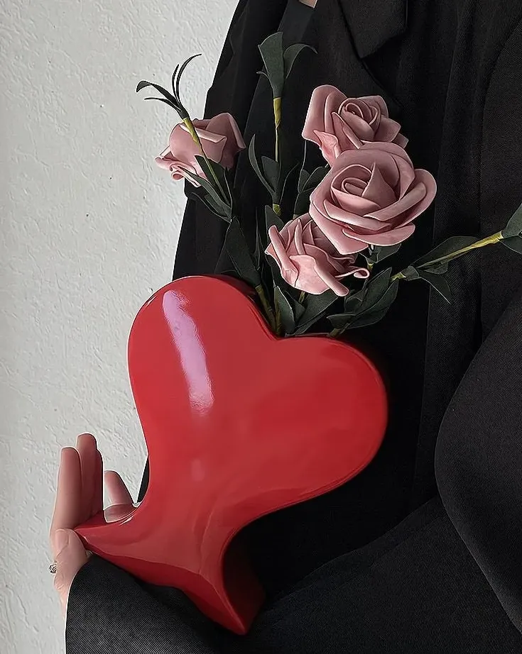 Heart-Shaped Handmade Flower Vase - Ceramic product