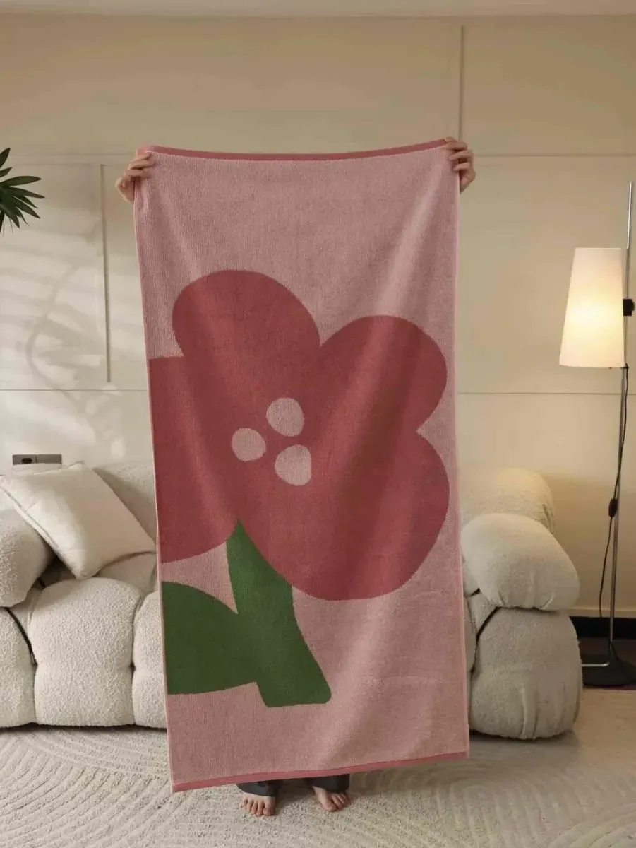 Whimsical Floral Bath Towel - Cotton product