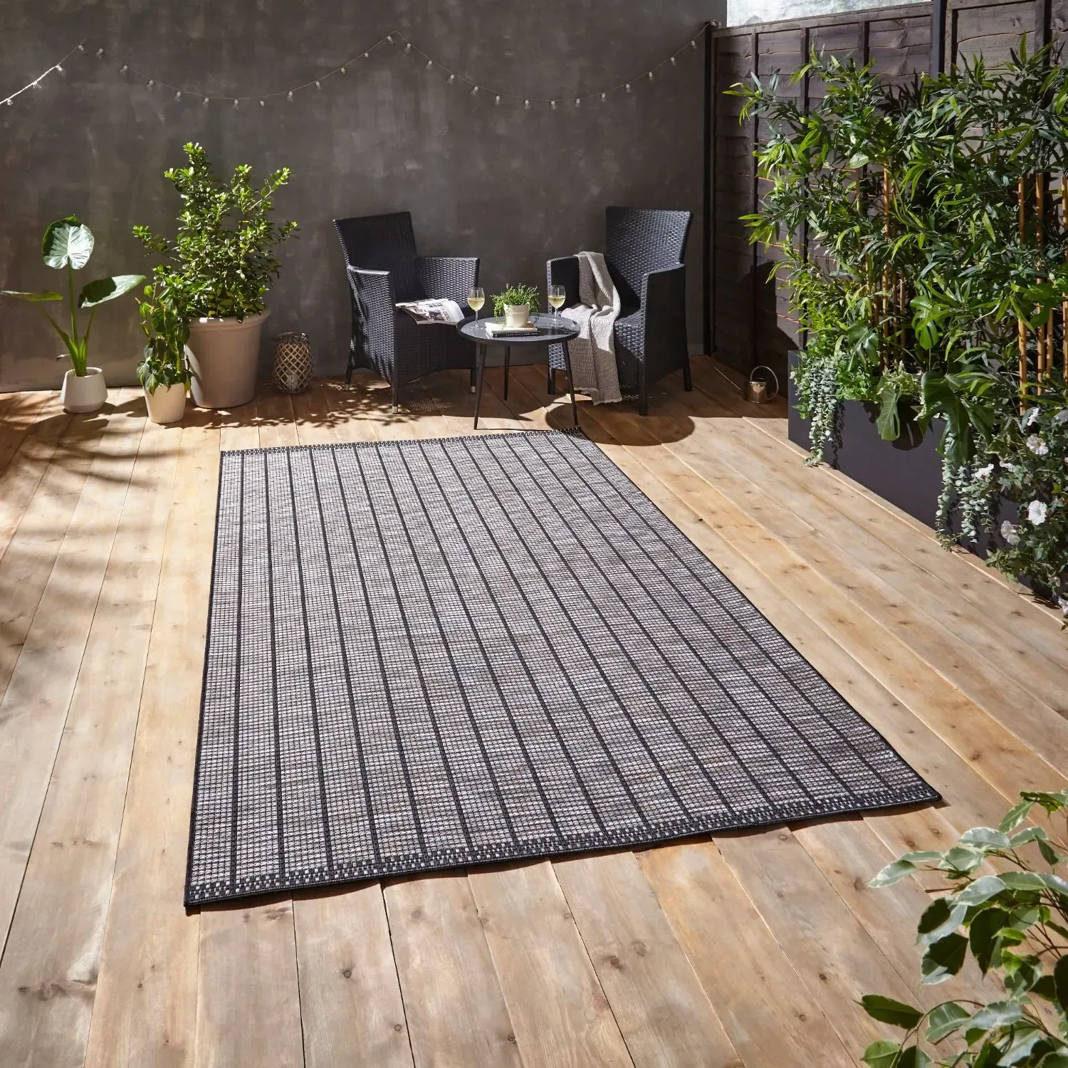 160x220 Outdoor Rug Stripe - Black, Polypropylene