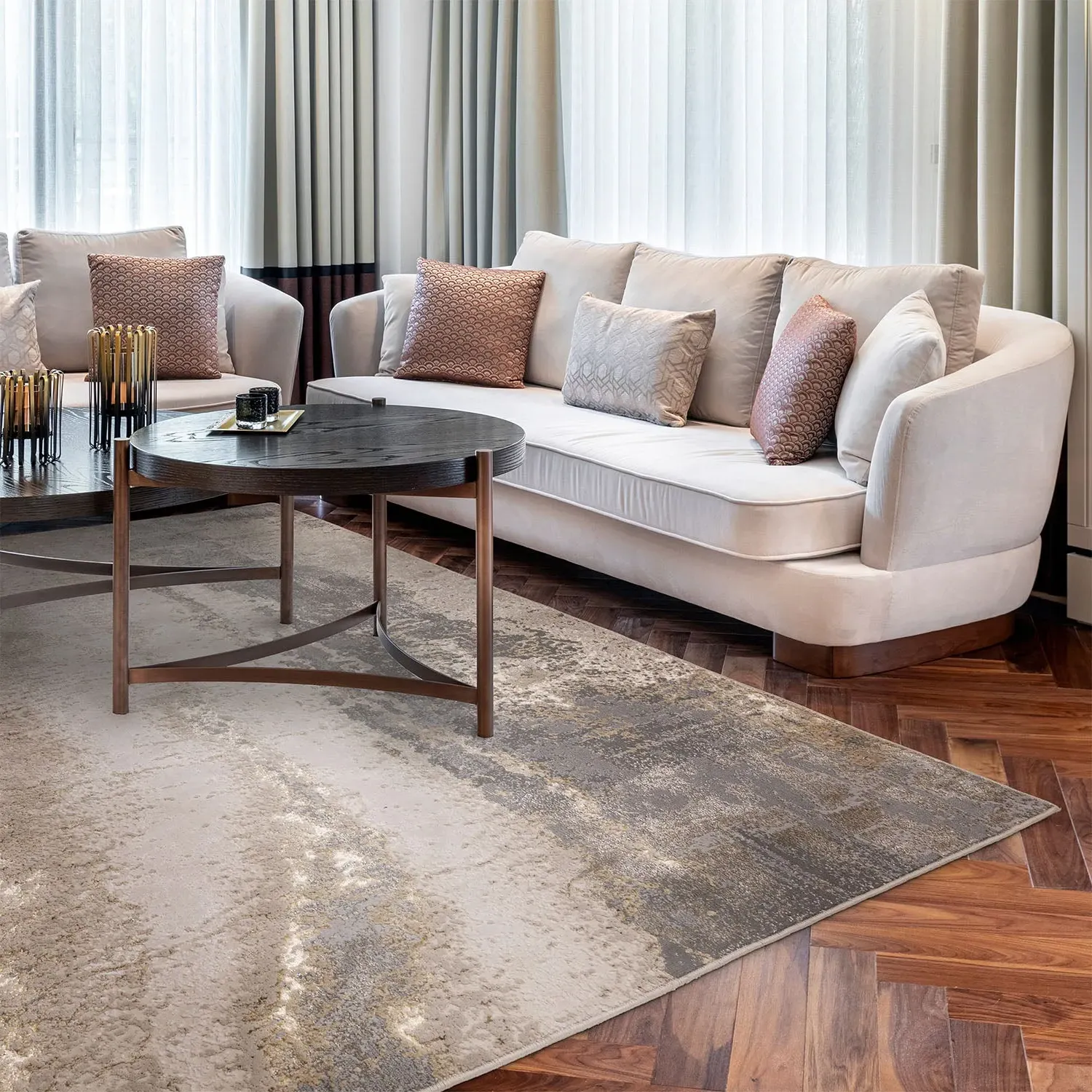 160x230 Abstract Rug with Metallic Accents - Grey