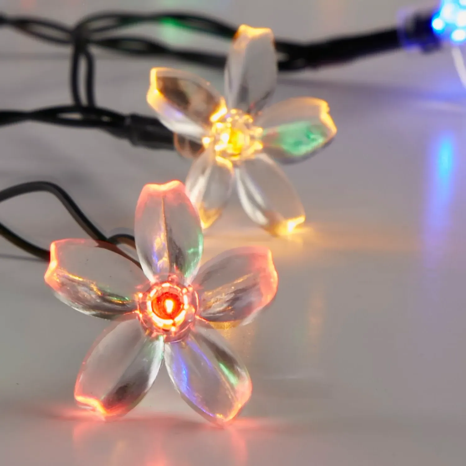 30 Flower Head Battery String Lights - Multi alternate view