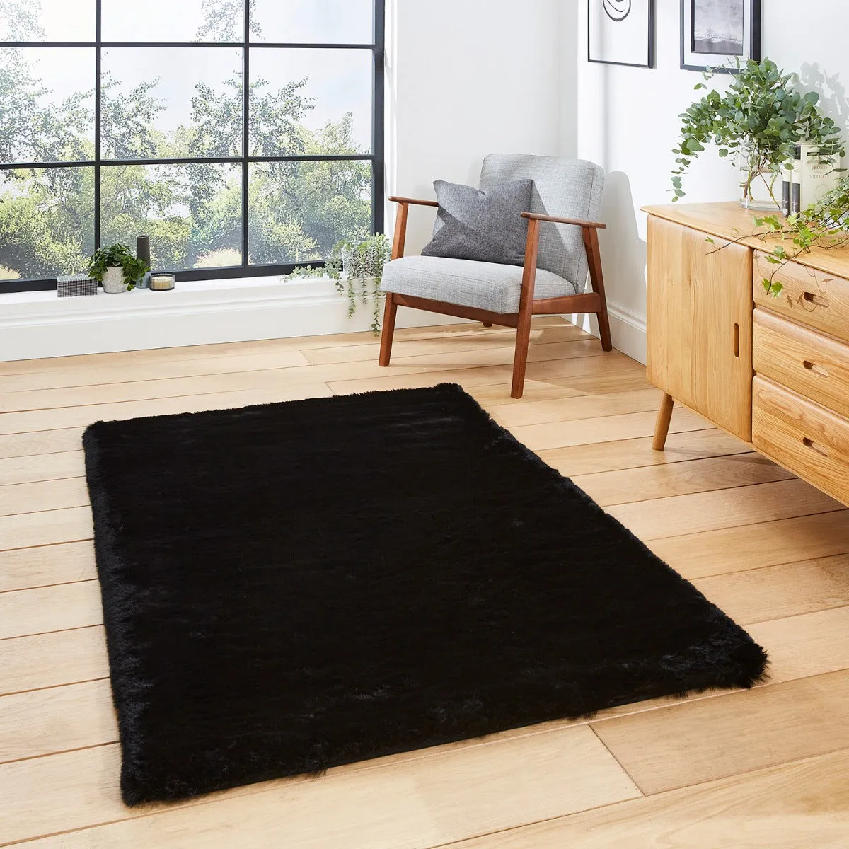 80x150cm Shaggy Rug with Dense Pile - Black