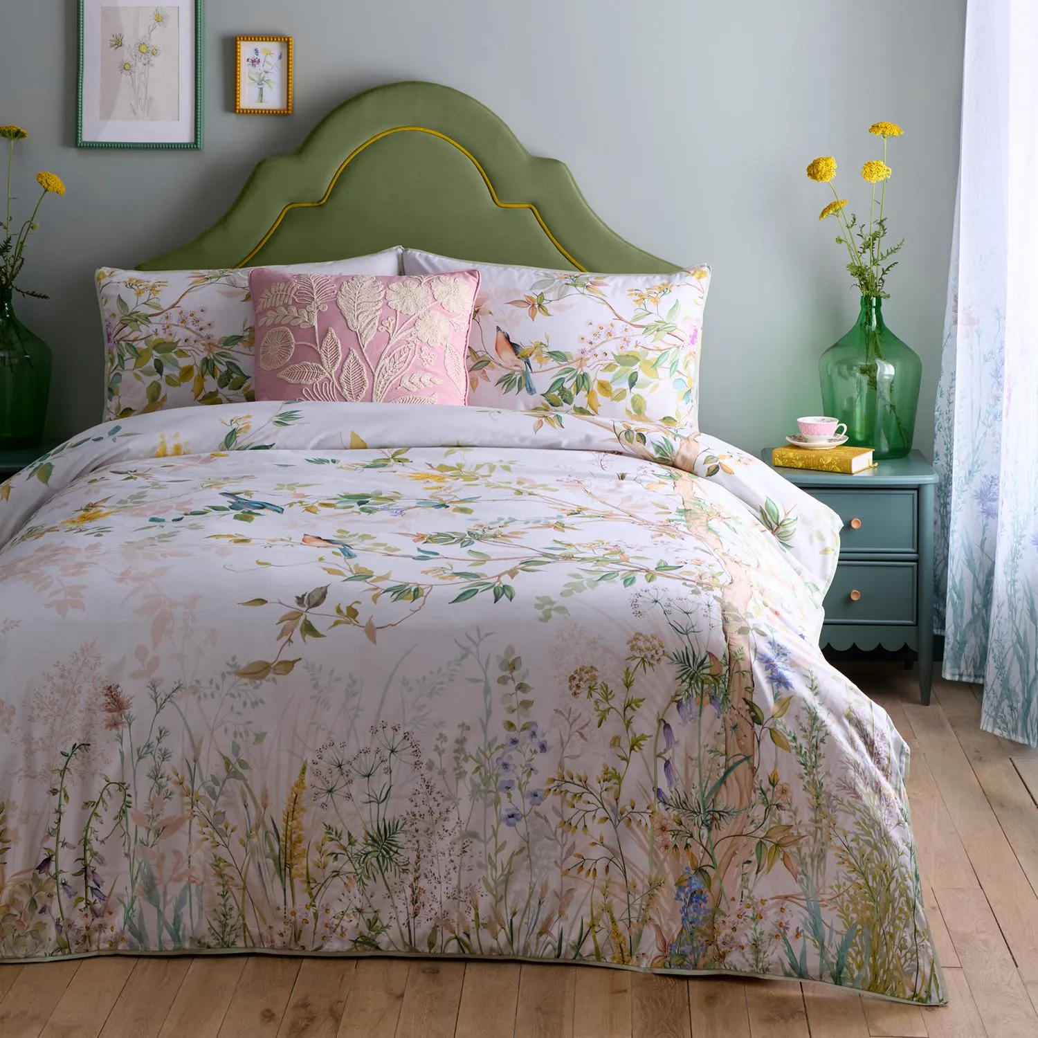 Arianna Garden Double Reversible Duvet Set - Cotton product