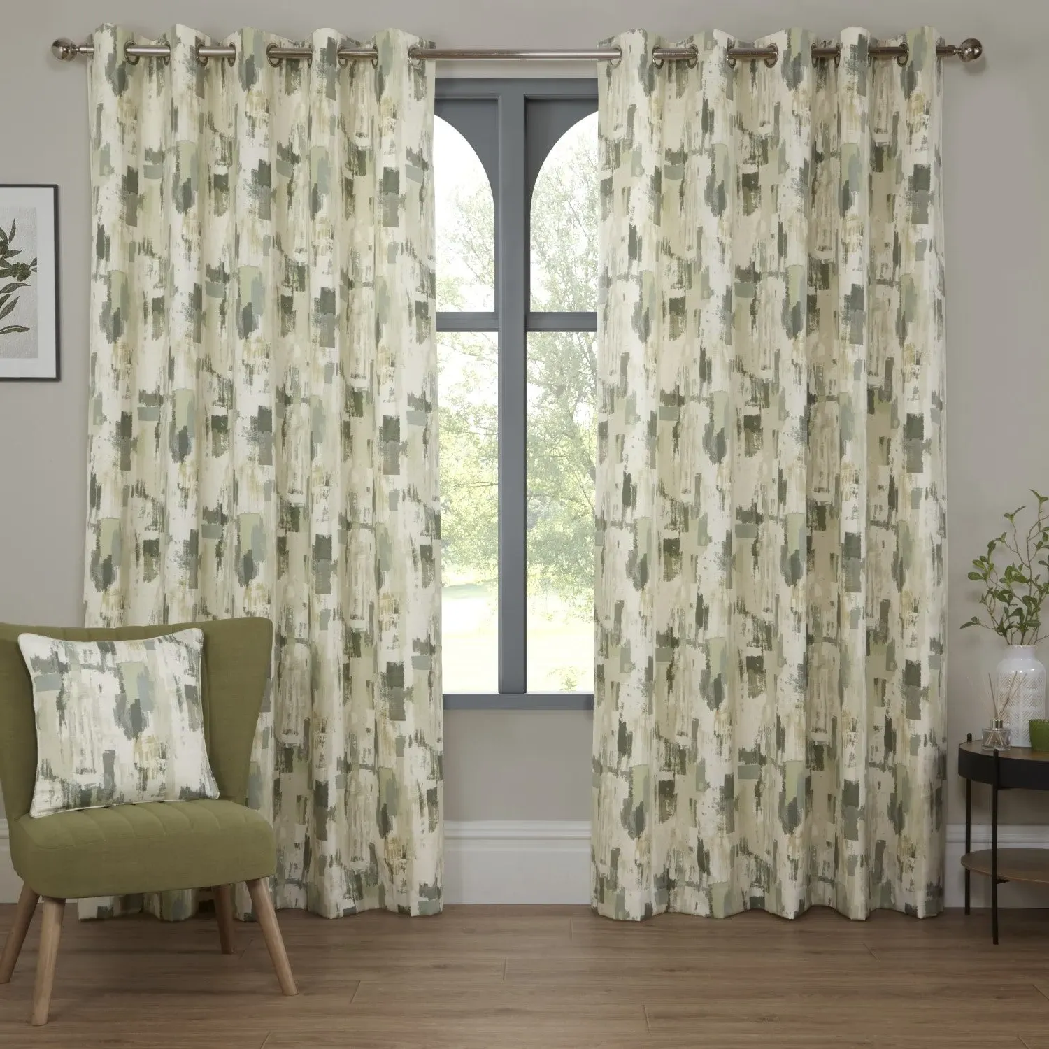 Bamford Cushion Cover - Green, Ivory alternate view