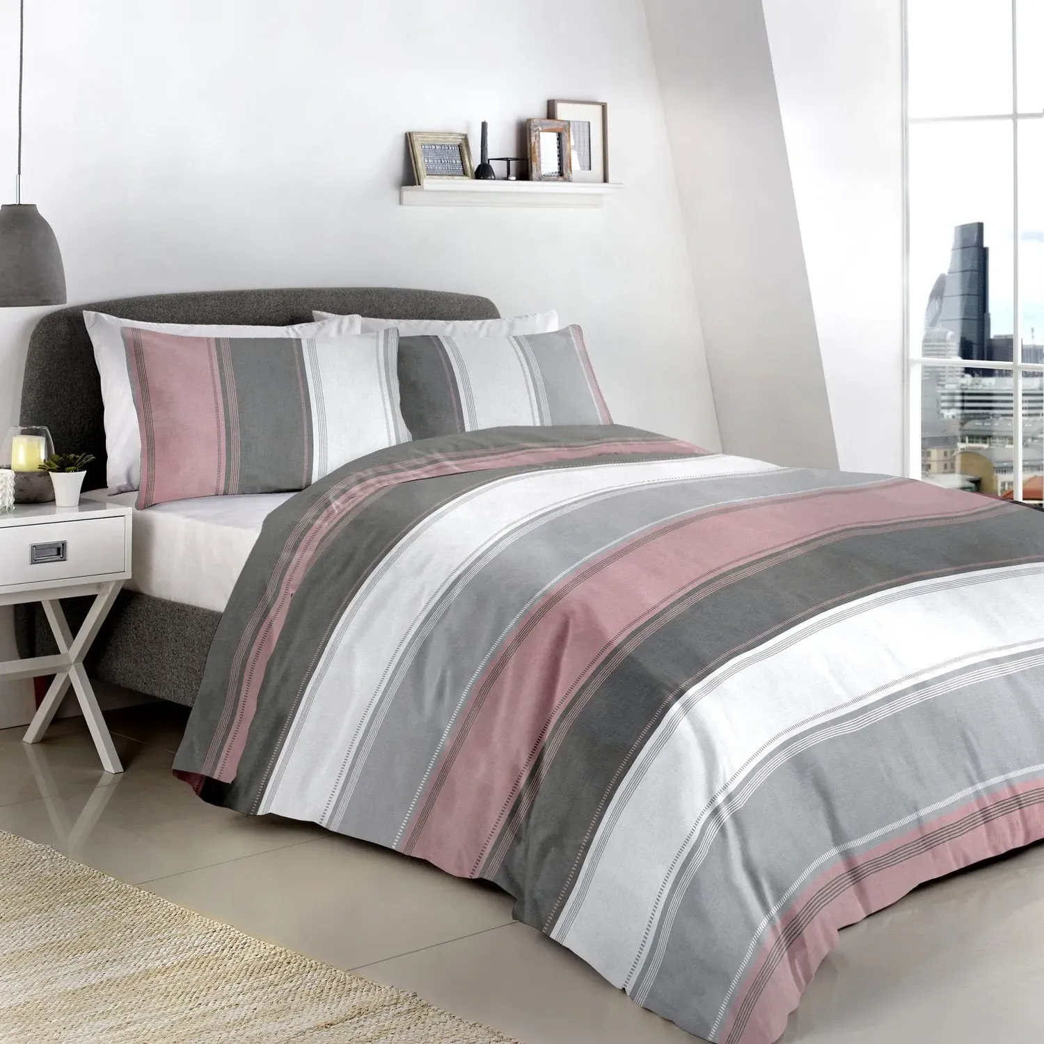 Single Duvet Set with Stripes - Pink, Polycotton product