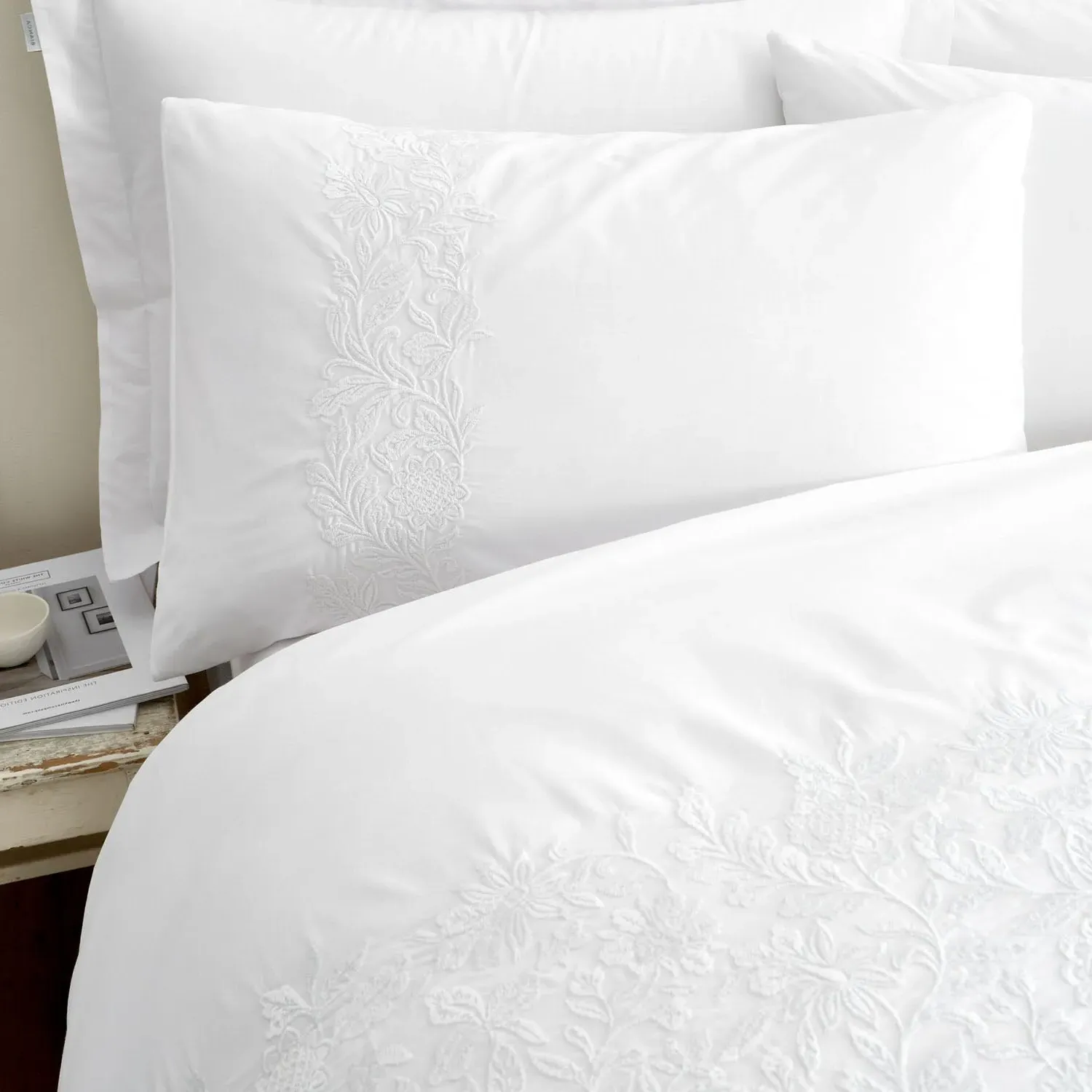 Bianca Embroidery Floral Single Duvet Set - White, Cotton alternate view