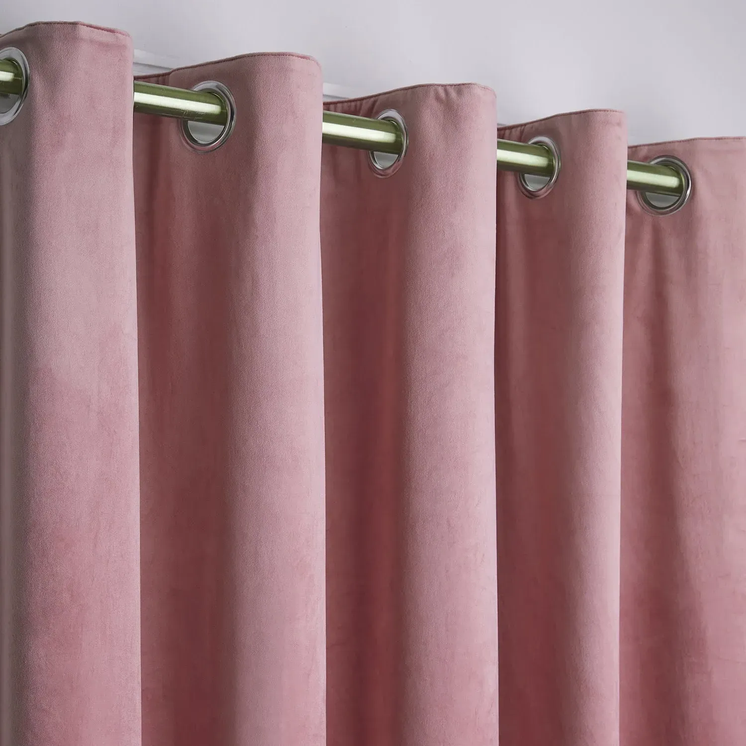 Blackout Eyelet Curtains with Thermal - Pink, Velvet
