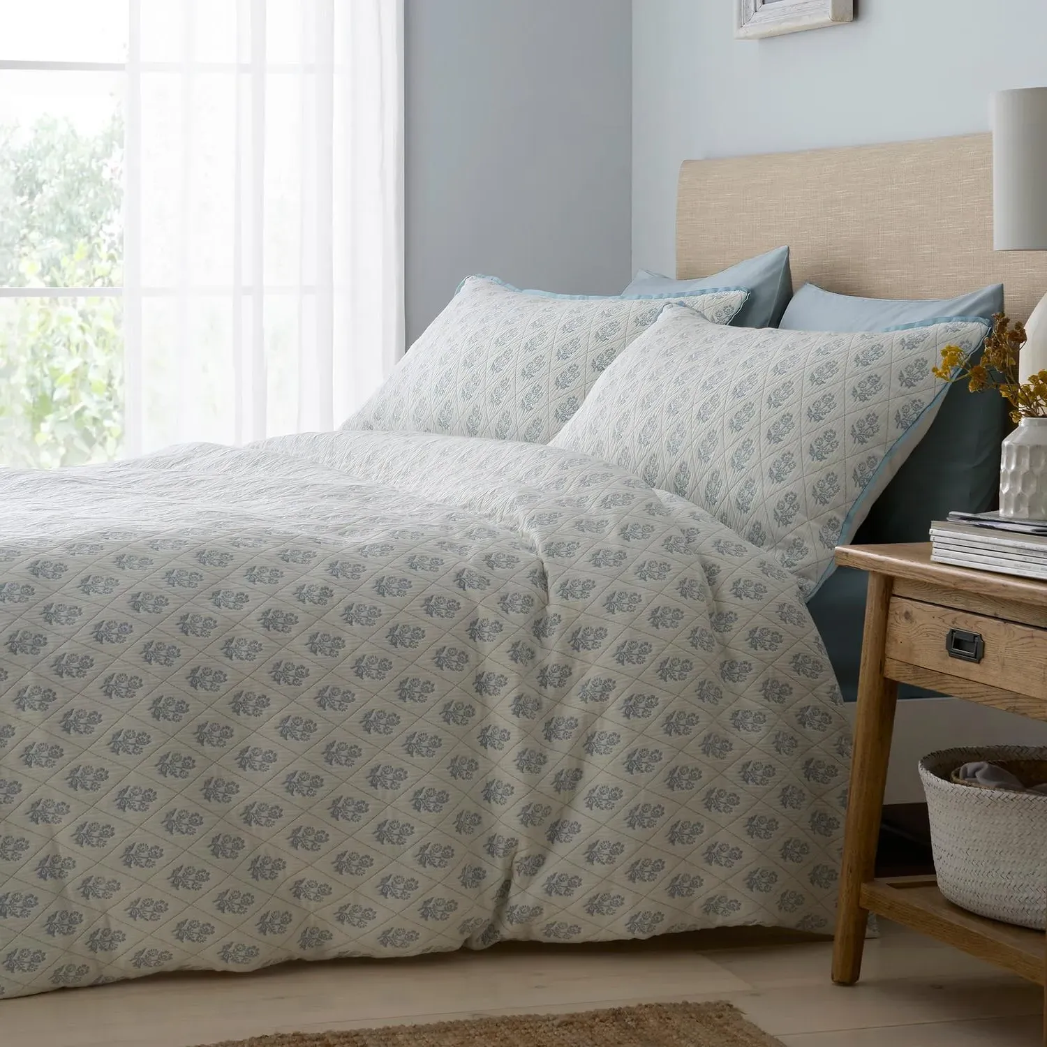 Block Floral Trellis Single Duvet Set - Blue alternate view