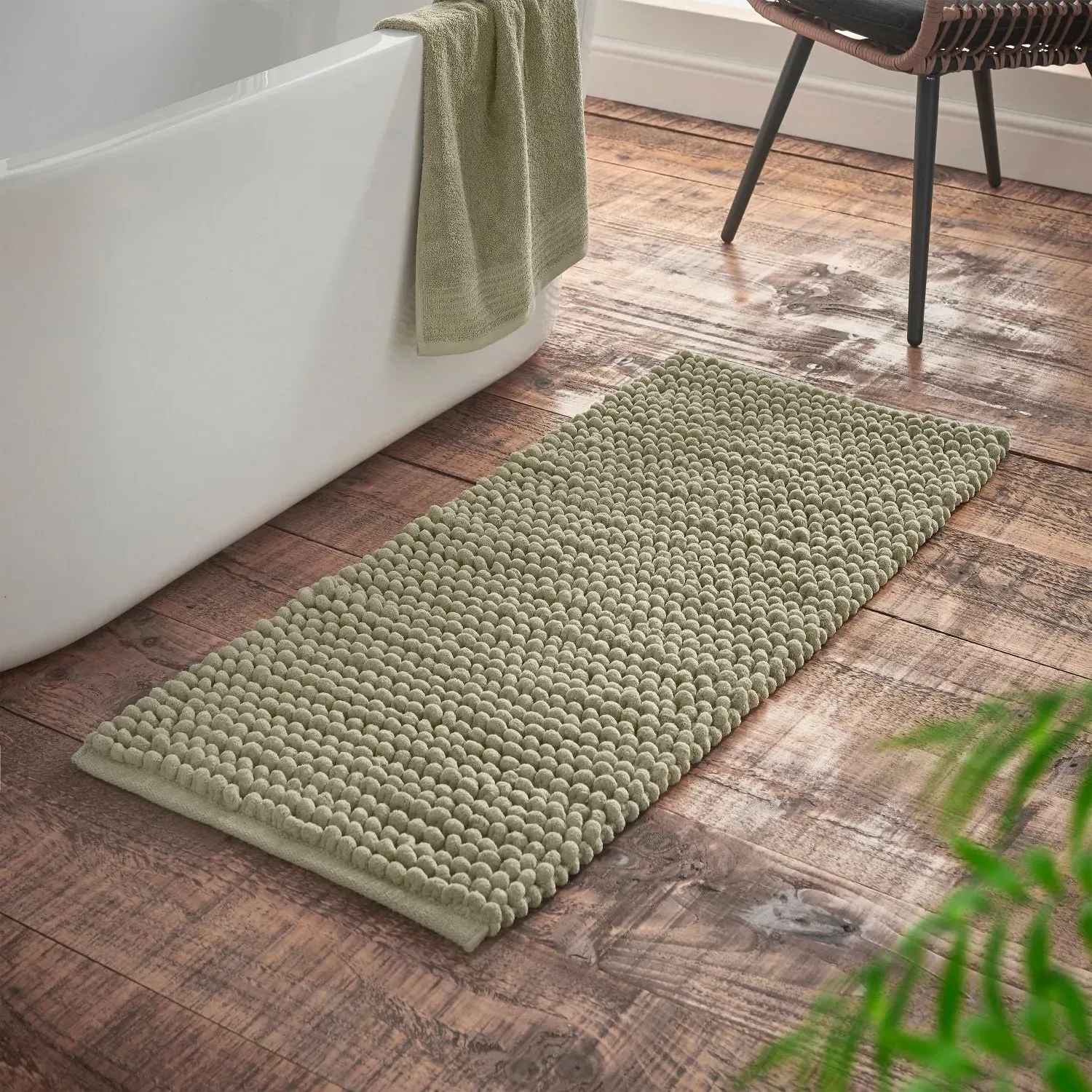 Bobble Bath Runner - Green