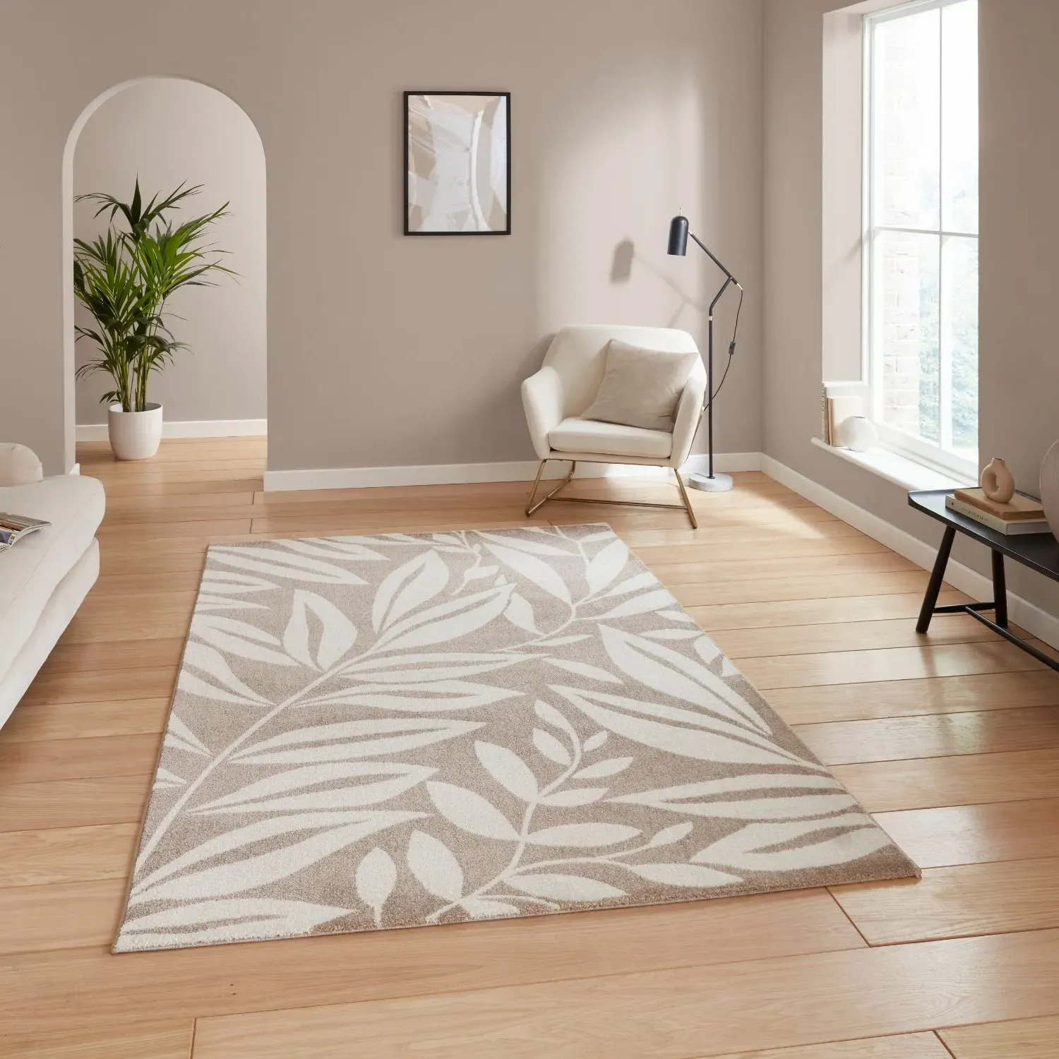 Botanical Rug with Leaf Pattern - Natural, Polypropylene
