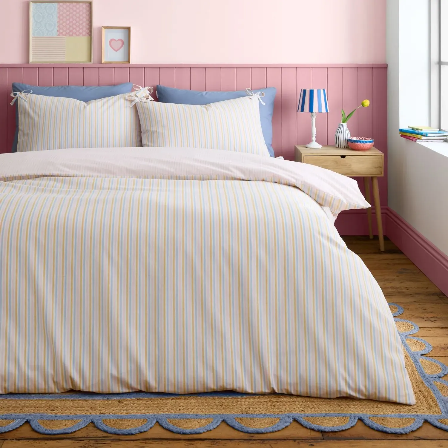Catherine Lansfield Brighton Stripe Single Duvet Set - Multi product