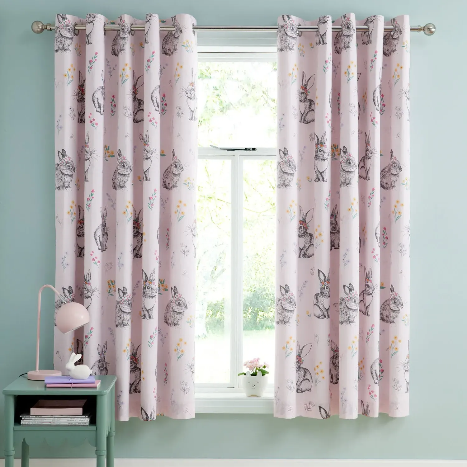 Catherine Lansfield Bunny Tails Ditsy Flowers Reversible Eyelet Curtains - Pink product