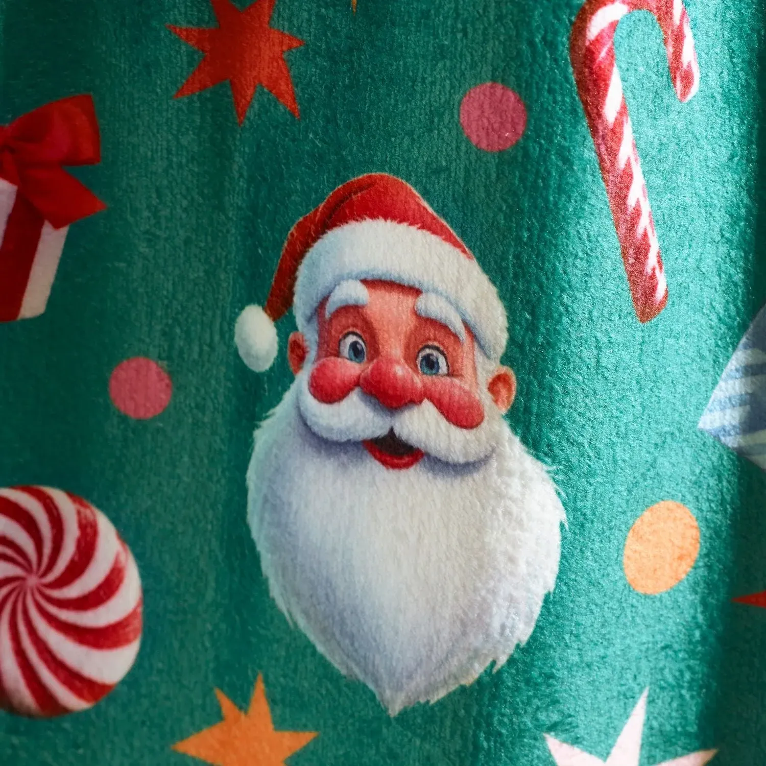 Catherine Lansfield Christmas Icons Fleece Throw - Green by Julian Charles, alternate view