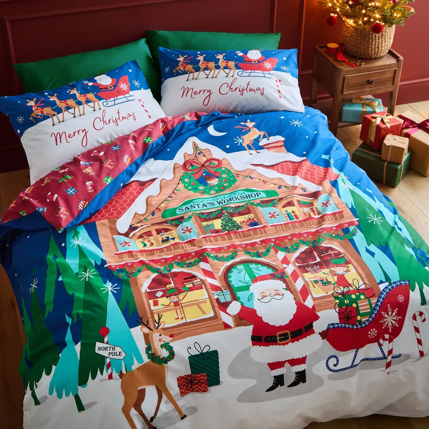 Catherine Lansfield Christmas Santa's Workshop Reversible Duvet Set - Double by Julian Charles
