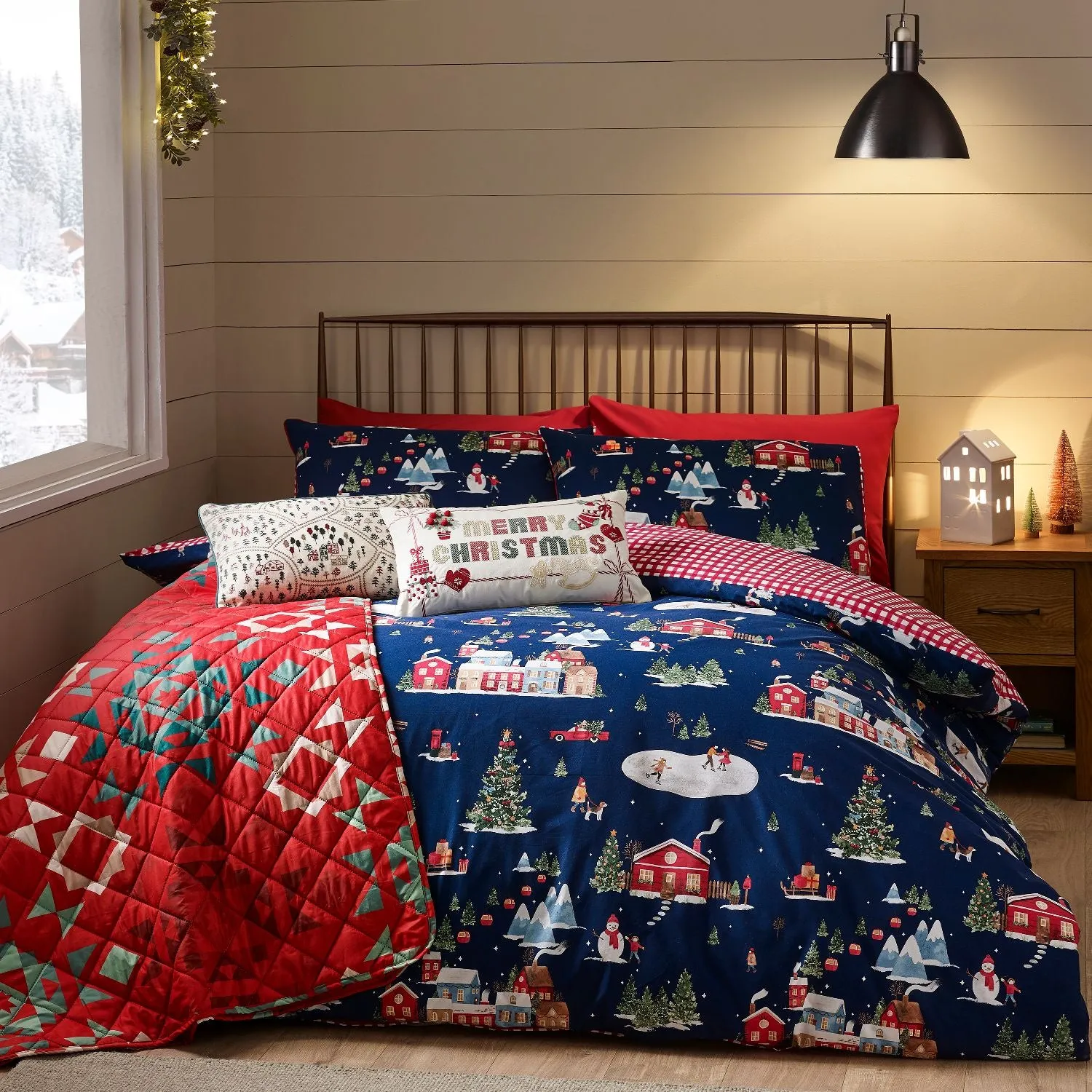 Catherine Lansfield Christmas Ski Village Super King Duvet Set - Navy Blue by Julian Charles