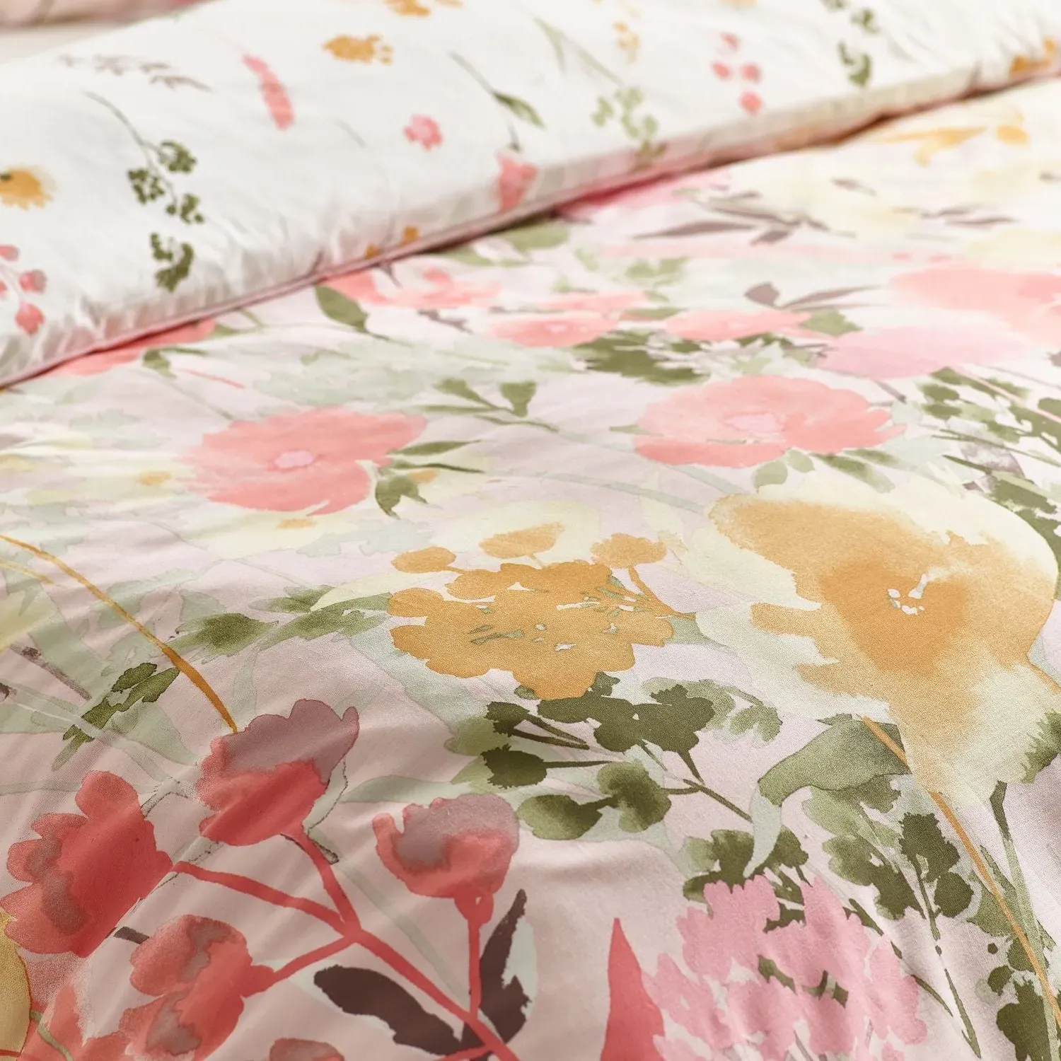 Catherine Lansfield Countryside Floral Single Duvet Set - Pink alternate view