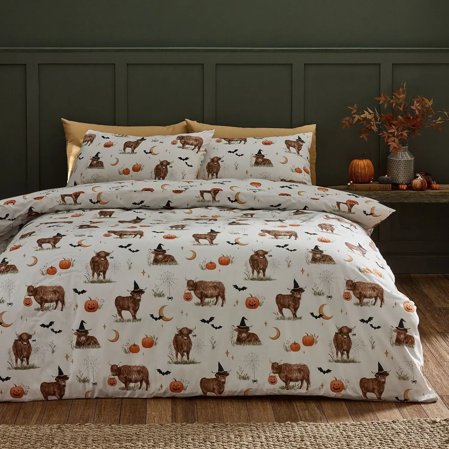 Catherine Lansfield Halloween Highland Cow Single Duvet Set - Natural product