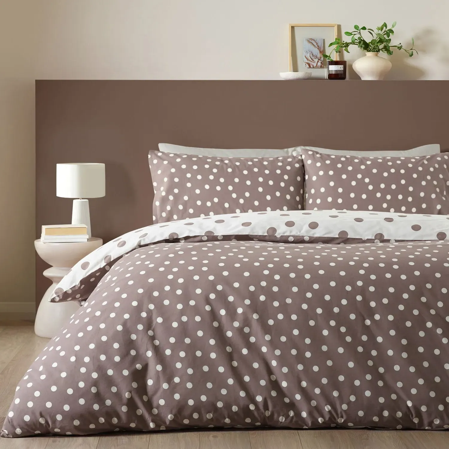 Catherine Lansfield Polka Dot Double Reversible Duvet Set - Brown by Julian Charles