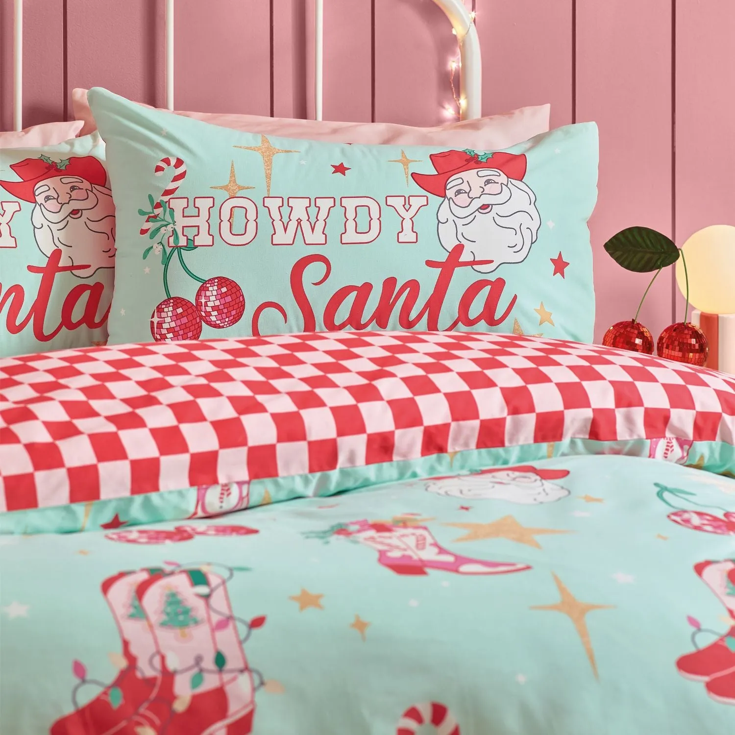 Catherine Lansfield Santa's Howdy Single Duvet Set - Green by Julian Charles, alternate view