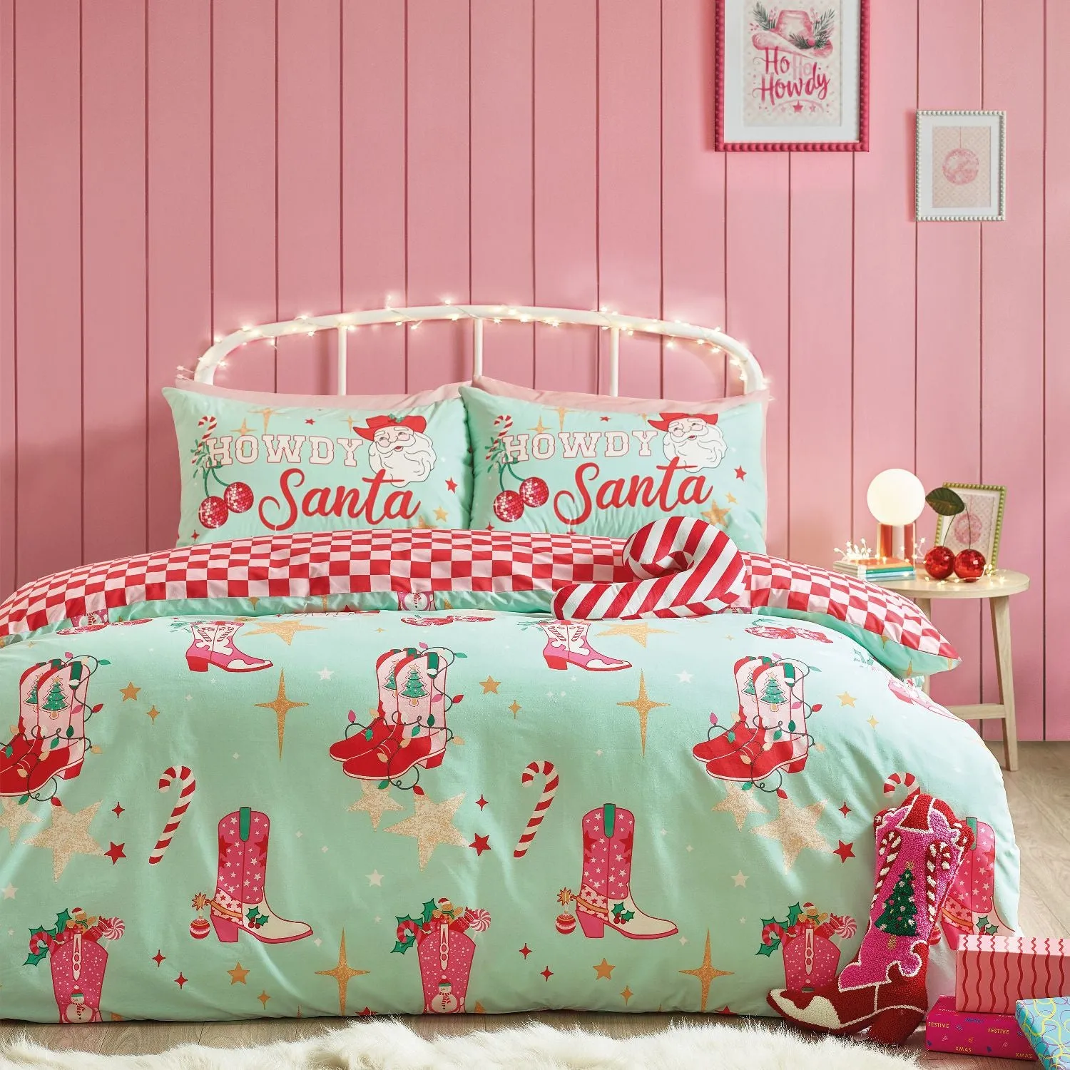 Catherine Lansfield Santa's Howdy Single Duvet Set - Green by Julian Charles