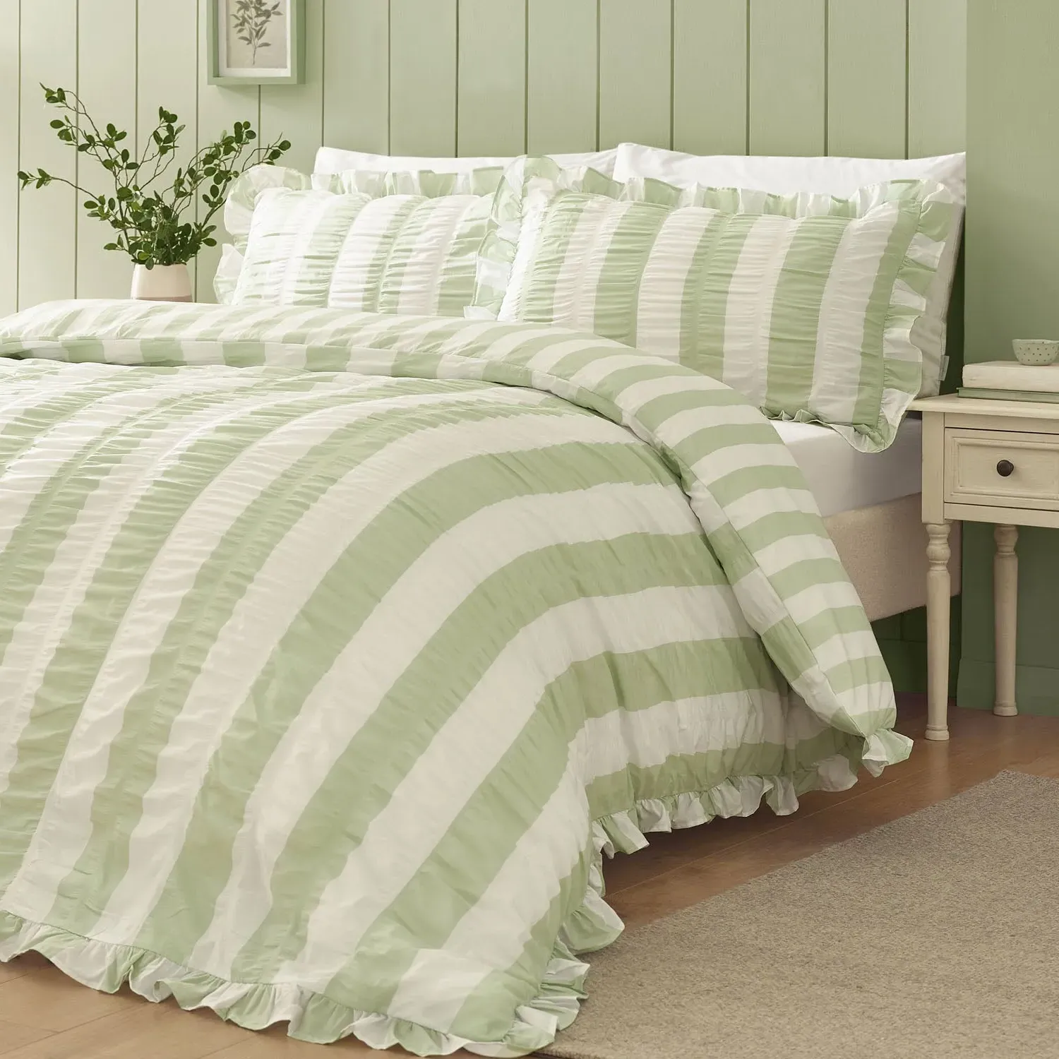 Catherine Lansfield Seersucker Frill Single Duvet Set - Sage Green product