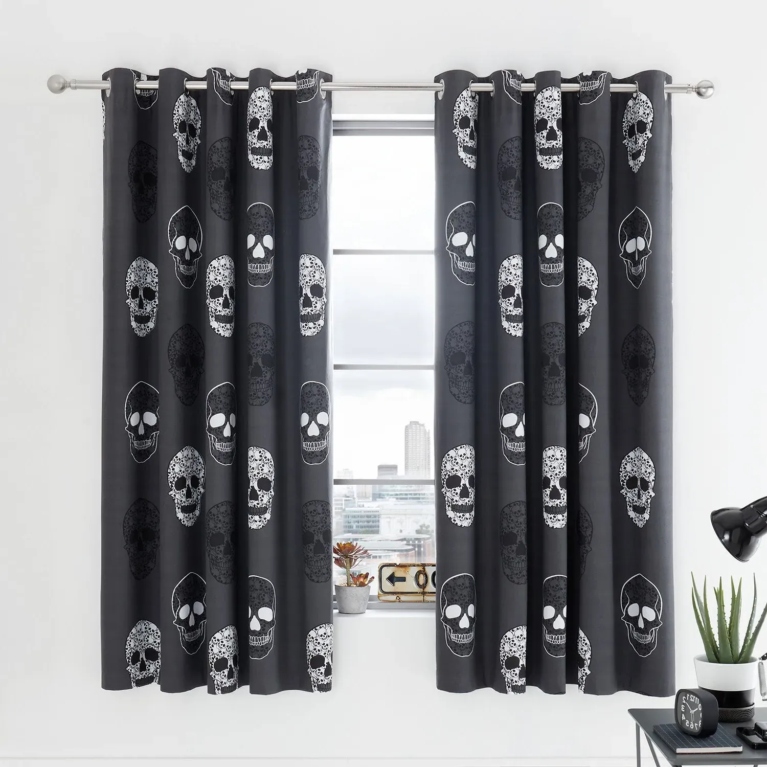 Reversible Eyelet Curtains Skull Design - Grey product