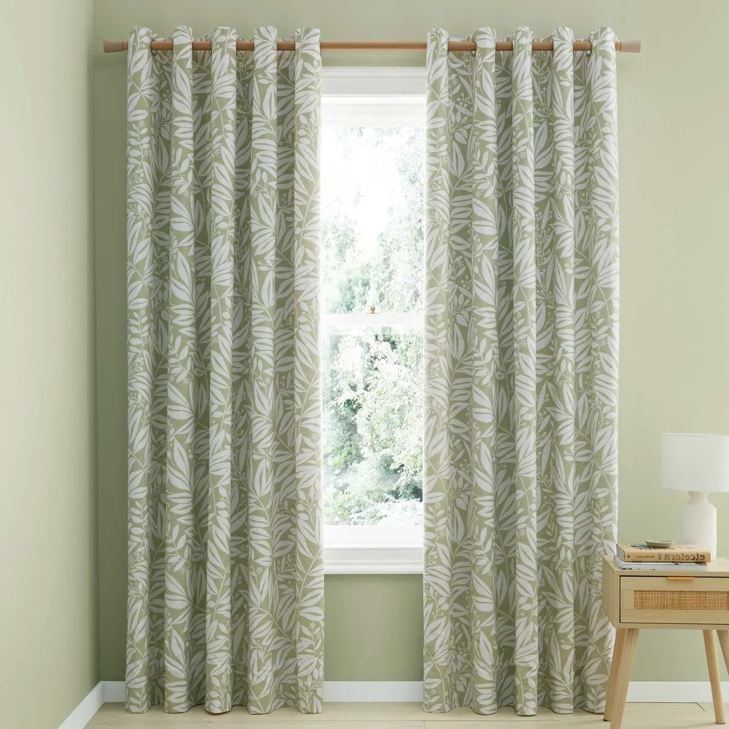 Catherine Lansfield Sorrel Leaf Reversible Eyelet Curtains - Green by Julian Charles