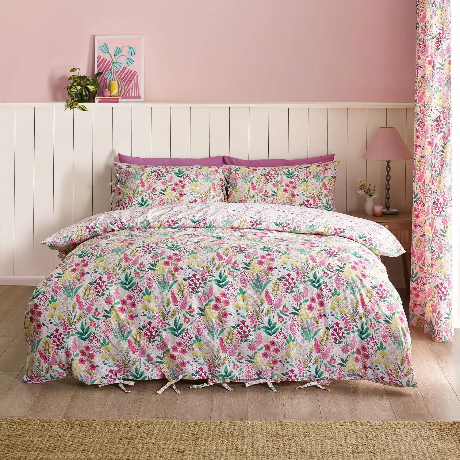 Catherine Lansfield Tilly Single Duvet Set Reversible - Pink, Polycotton alternate view