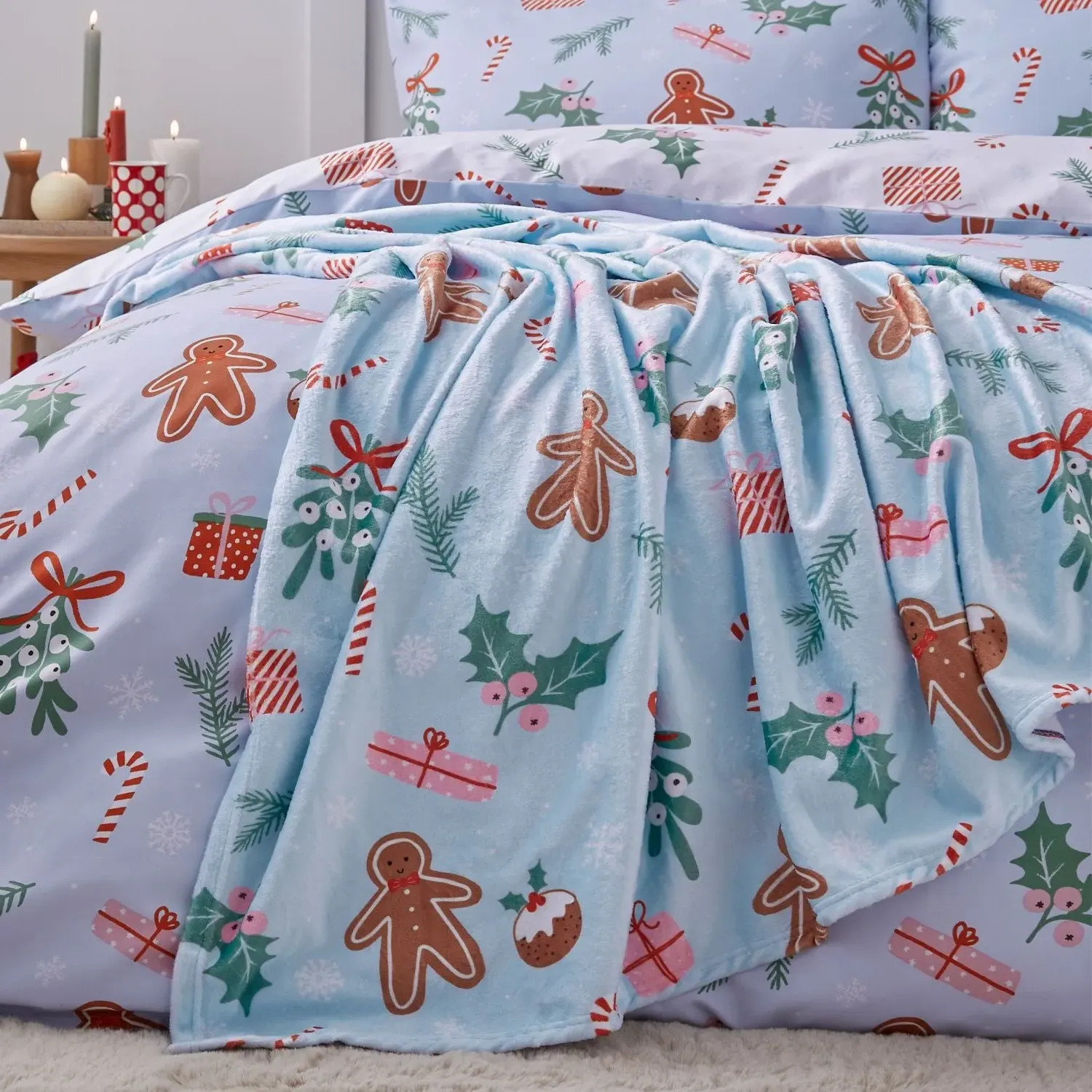 Christmas Fleece Throw - Blue, Cosy Fleece image