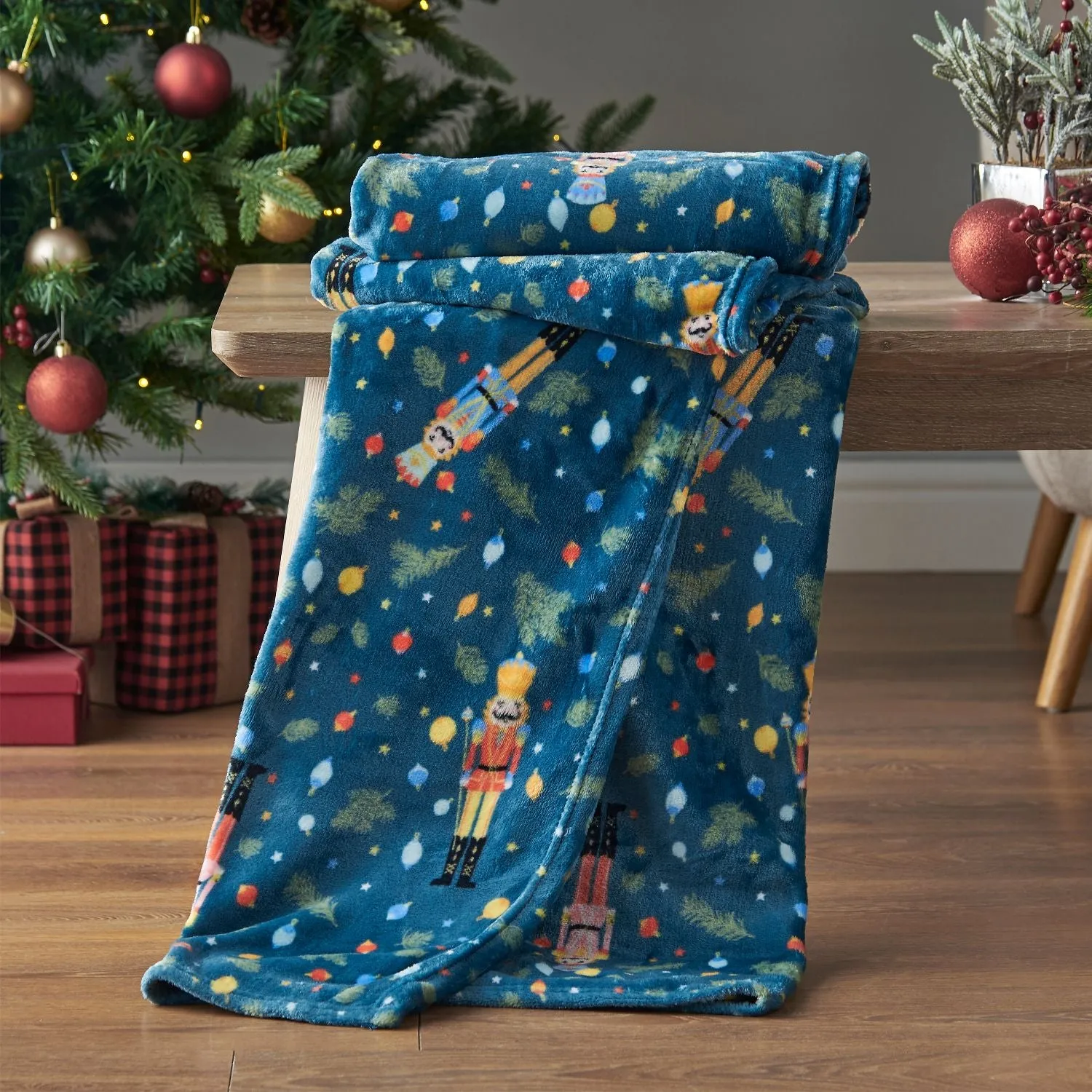 Christmas Nutcracker Fleece Throw - Green, Fleece