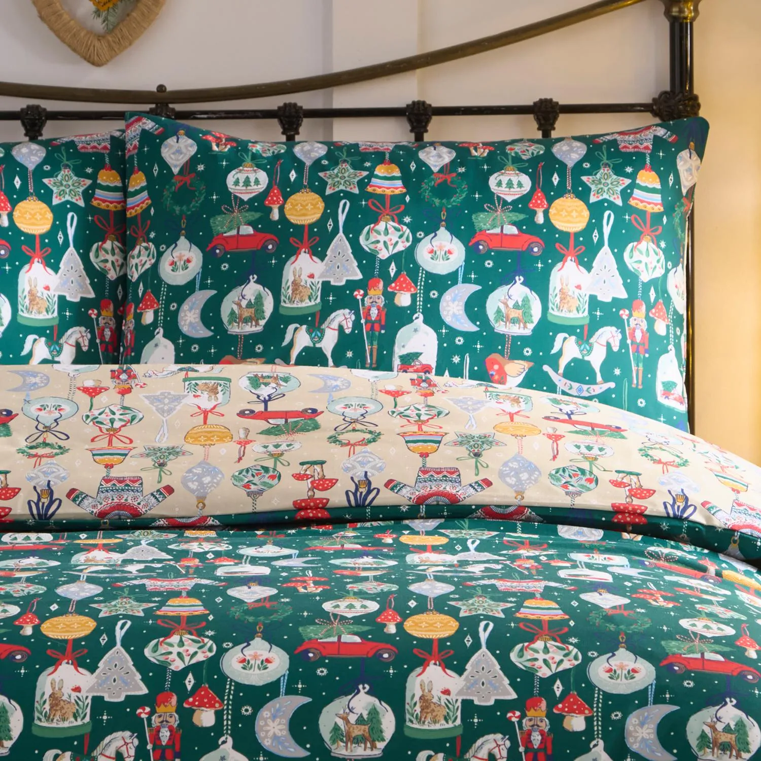 Christmas Ornaments Single Reversible Duvet Set - Green, Polycotton alternate view