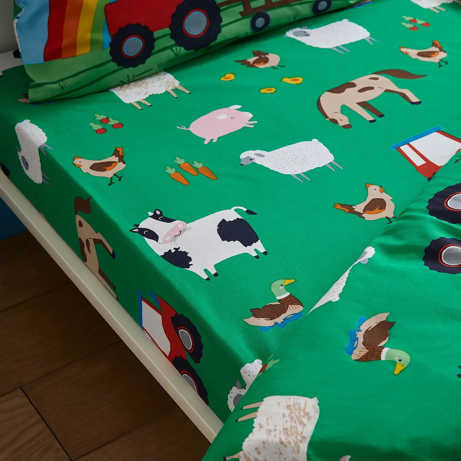 Cot Bed Fitted Sheet Farmyard Print - Green