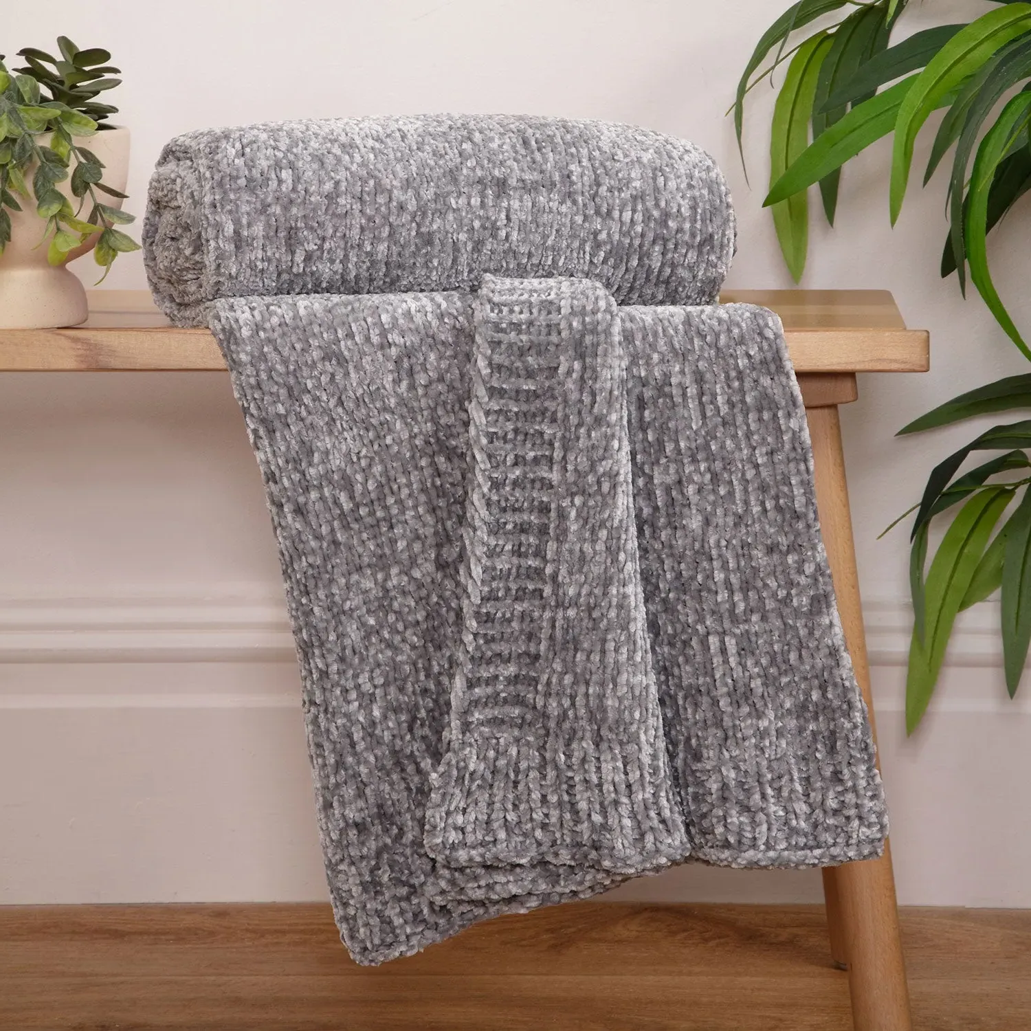 Cotswold Chenille Throw - Grey product