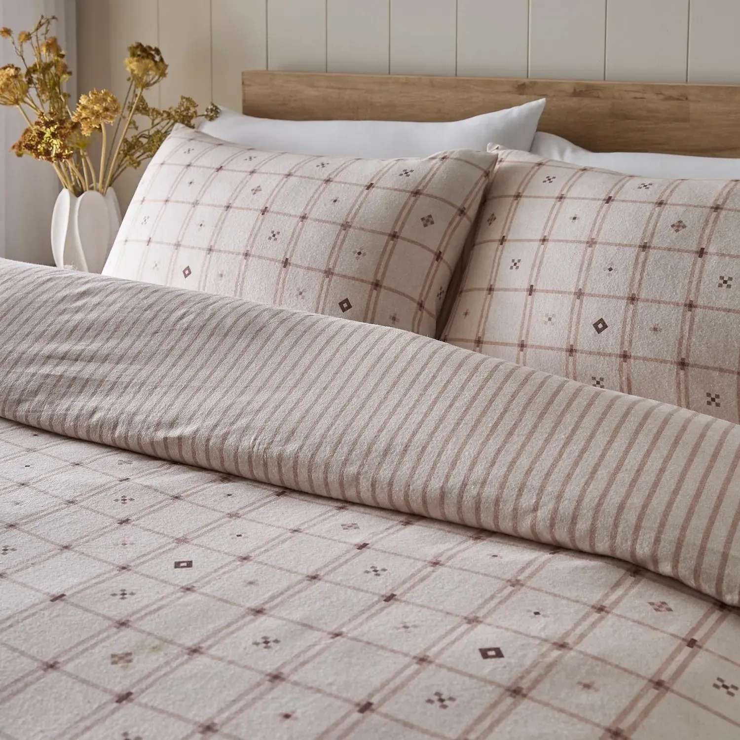 Cottage Check Single Duvet Set - Natural, Brushed Cotton alternate view