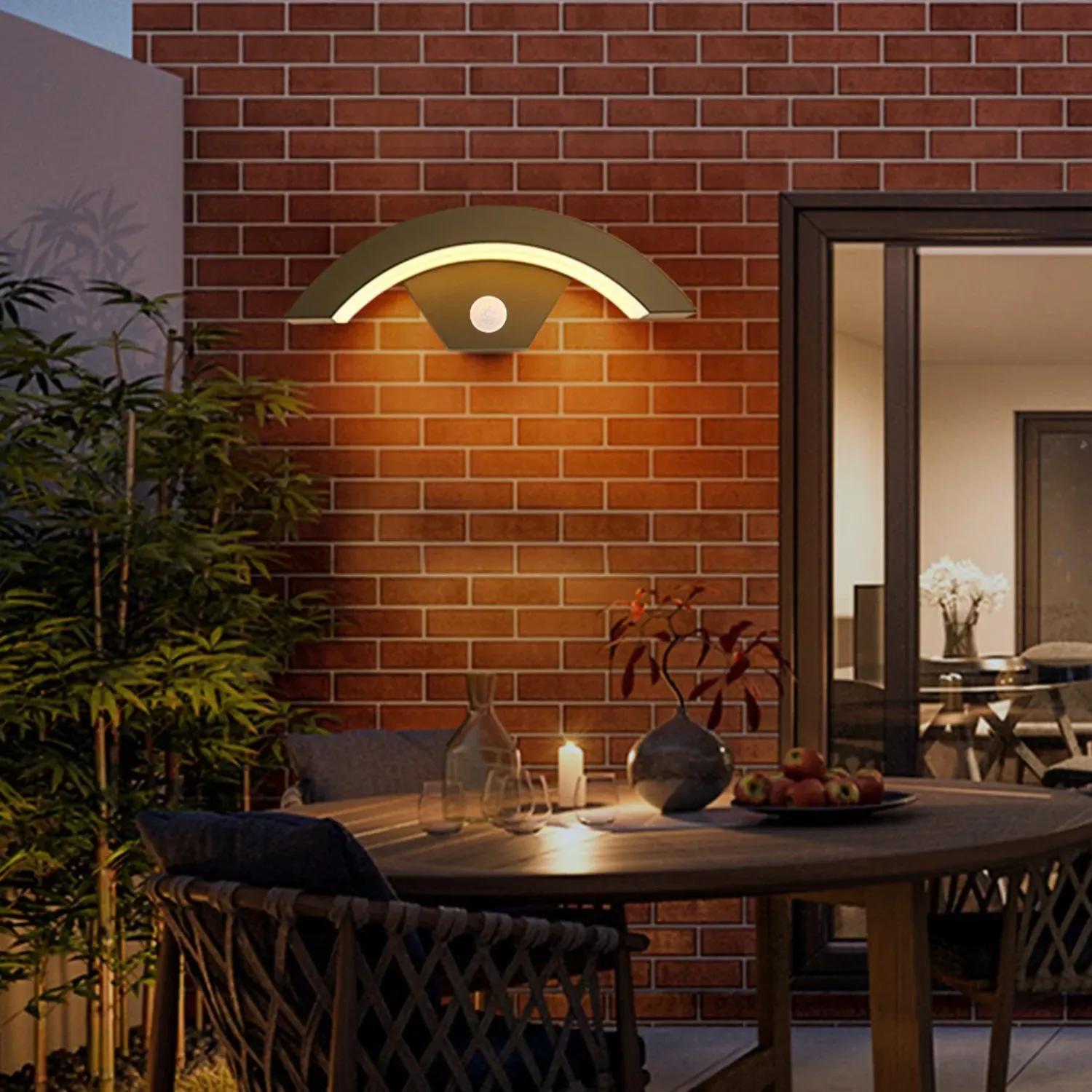 Curved LED Garden Induction Wall Light - Black, Aluminium product