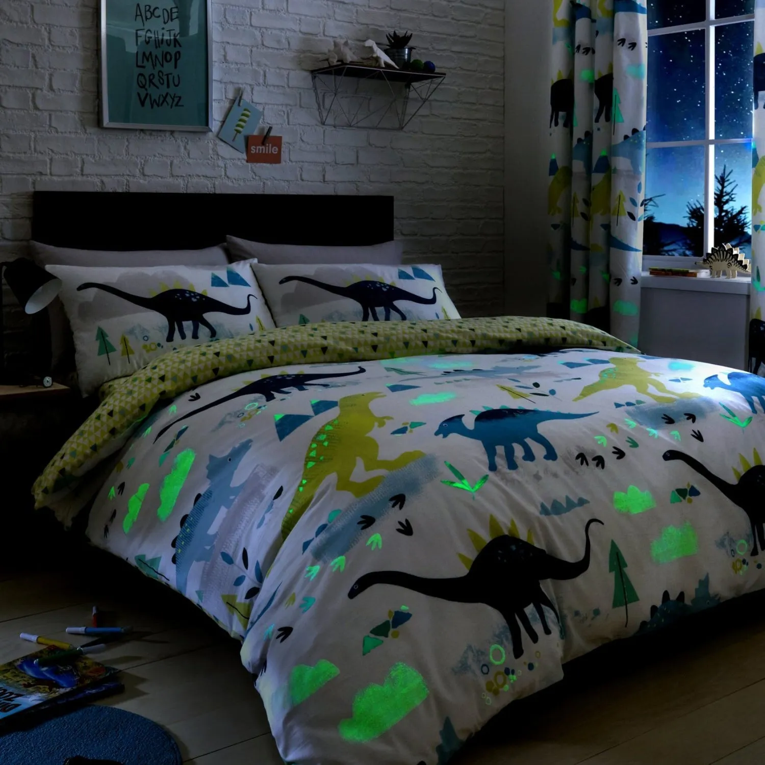 Dinosaur Glow-in-the-Dark Single Duvet Set - Multicolour alternate view