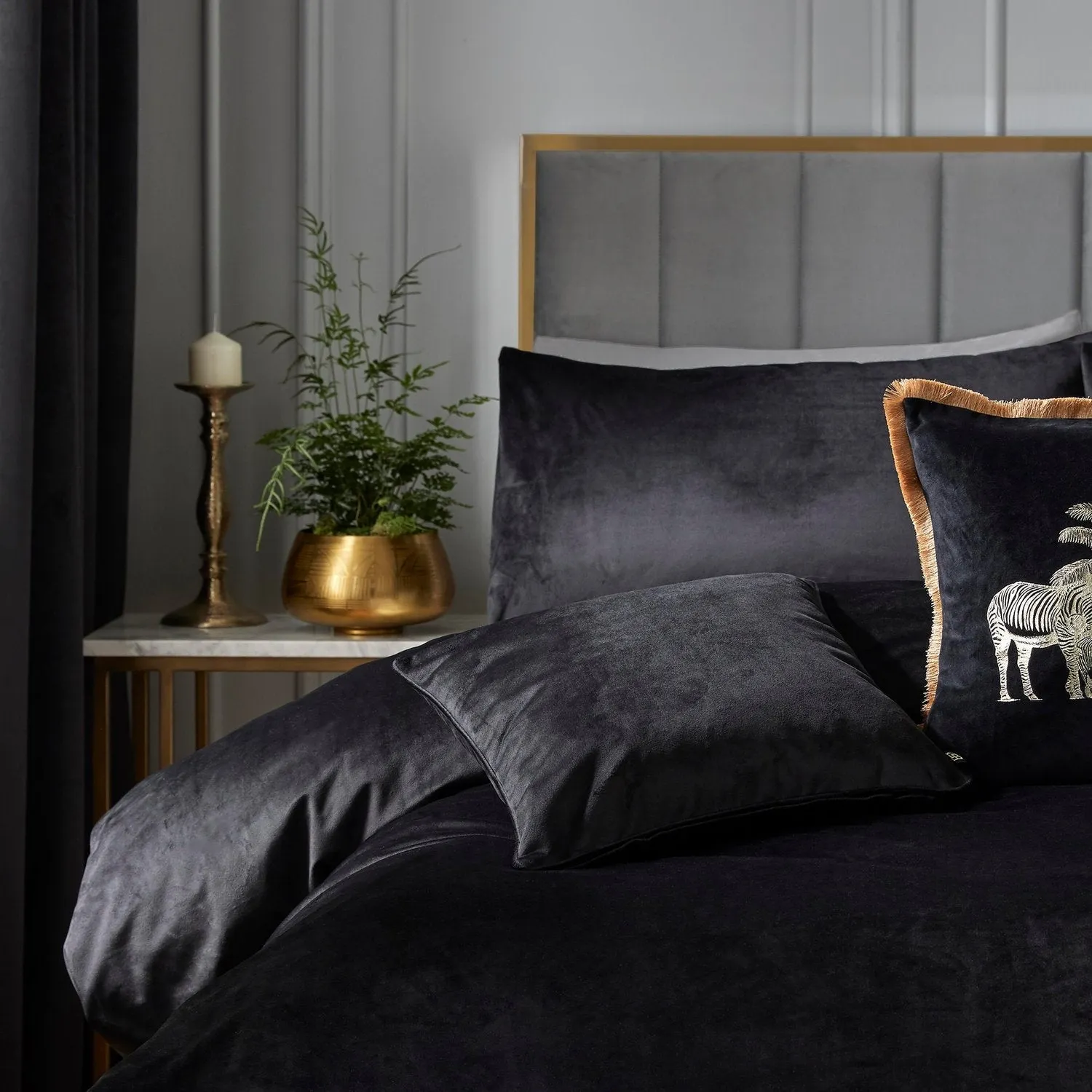 Double Duvet Set - Black, Velvet image