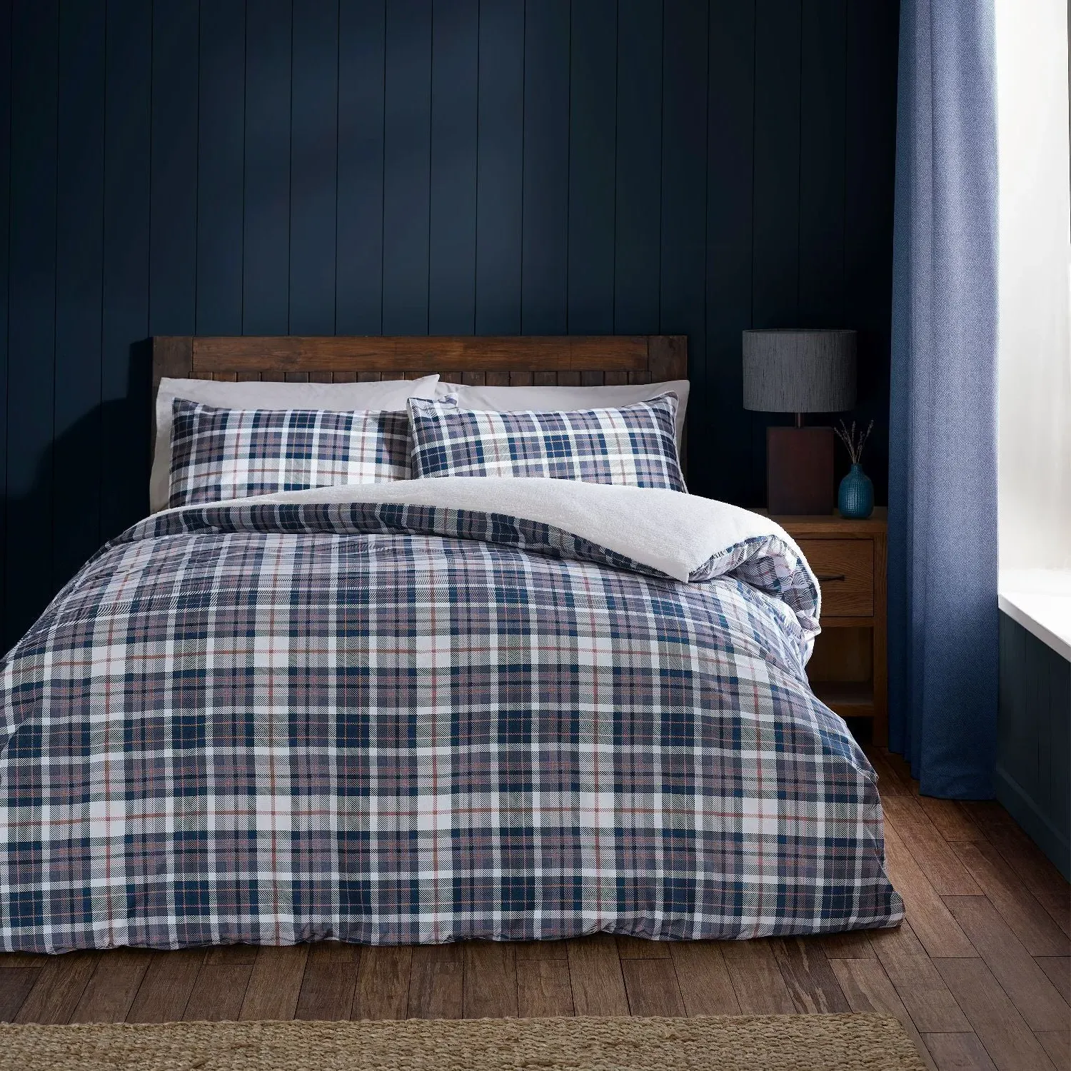 Double Duvet Set Check Pattern - Navy, Sherpa