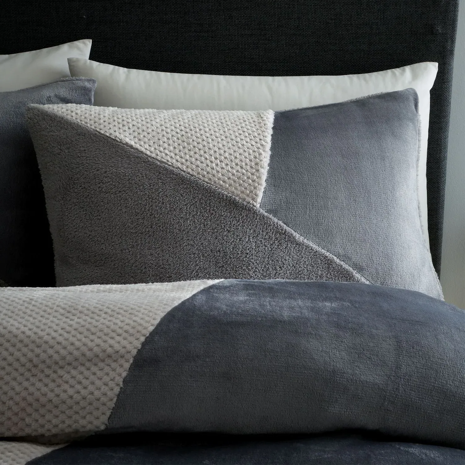 Double Duvet Set Geometric - Grey, Fleece