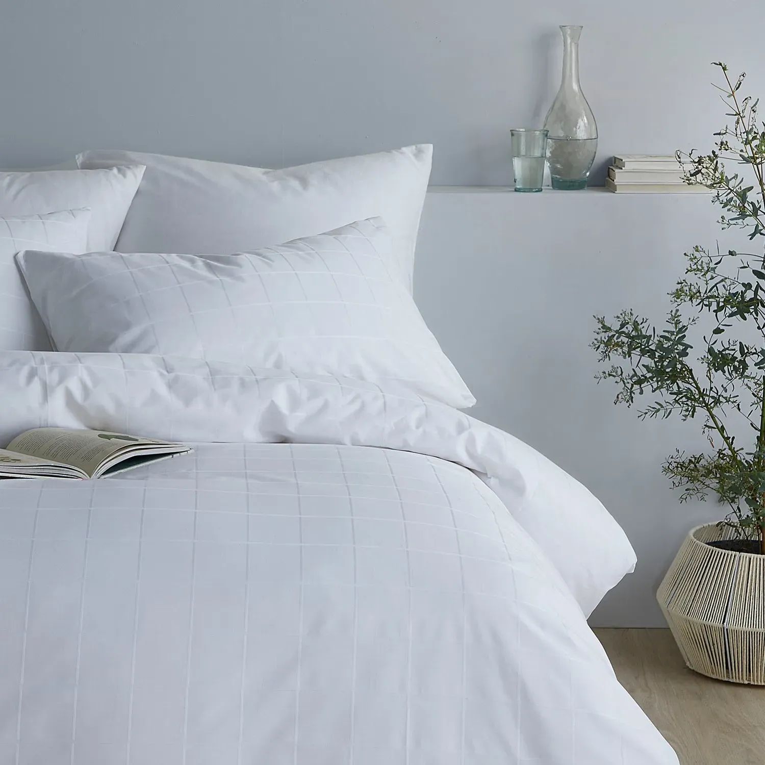 Double Duvet Set with Check Pattern - White, Cotton