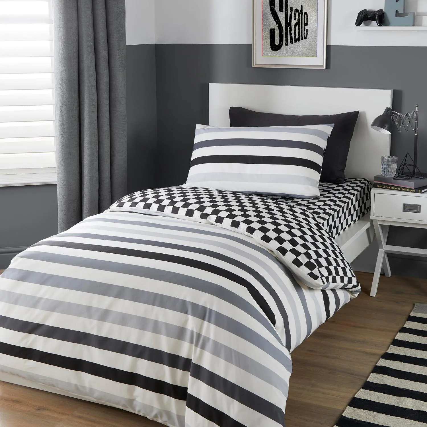 Double Duvet Set with Pillowcases - Black Stripe